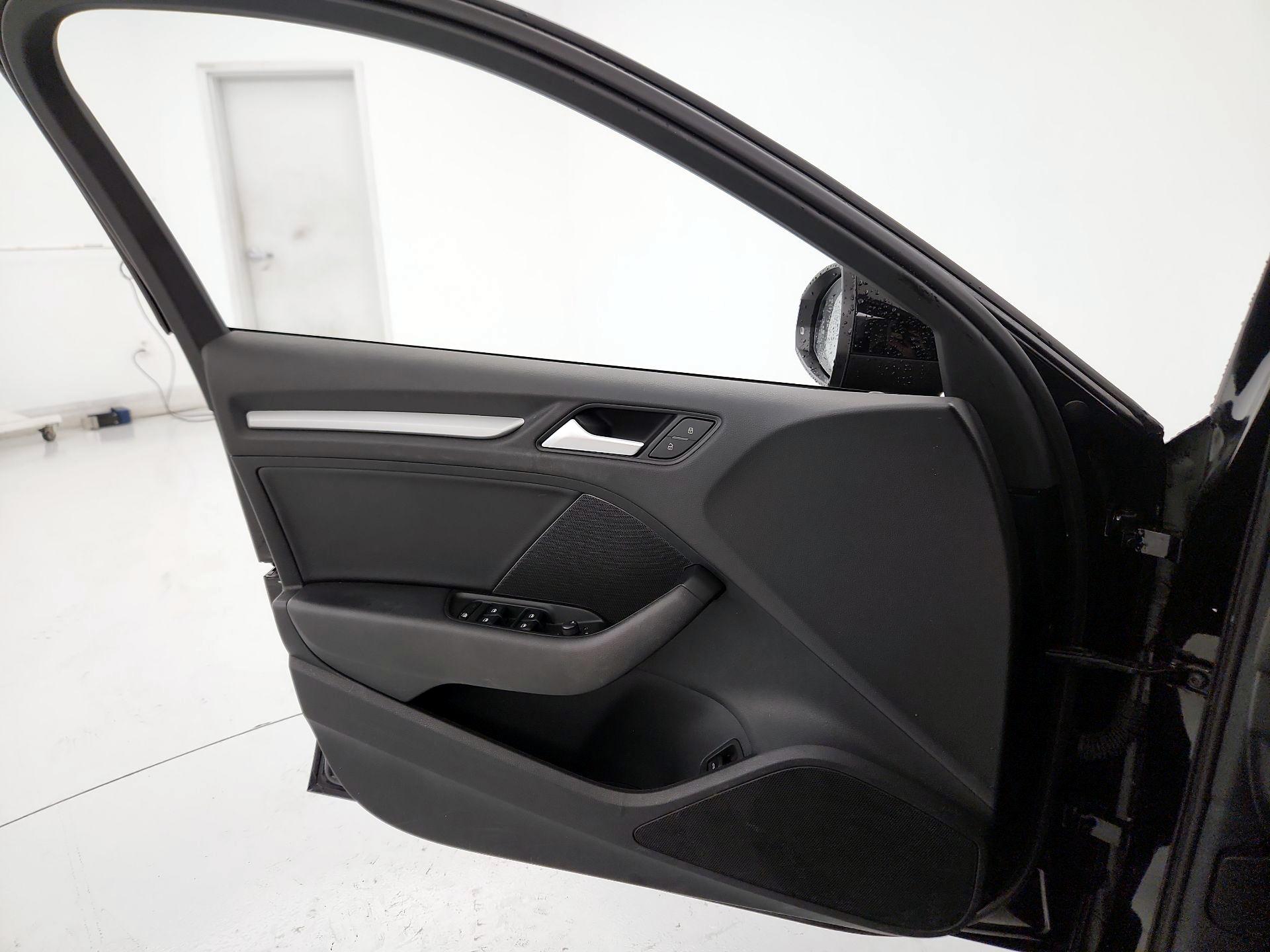 Thumbnail: 2015 Audi A3 - 12