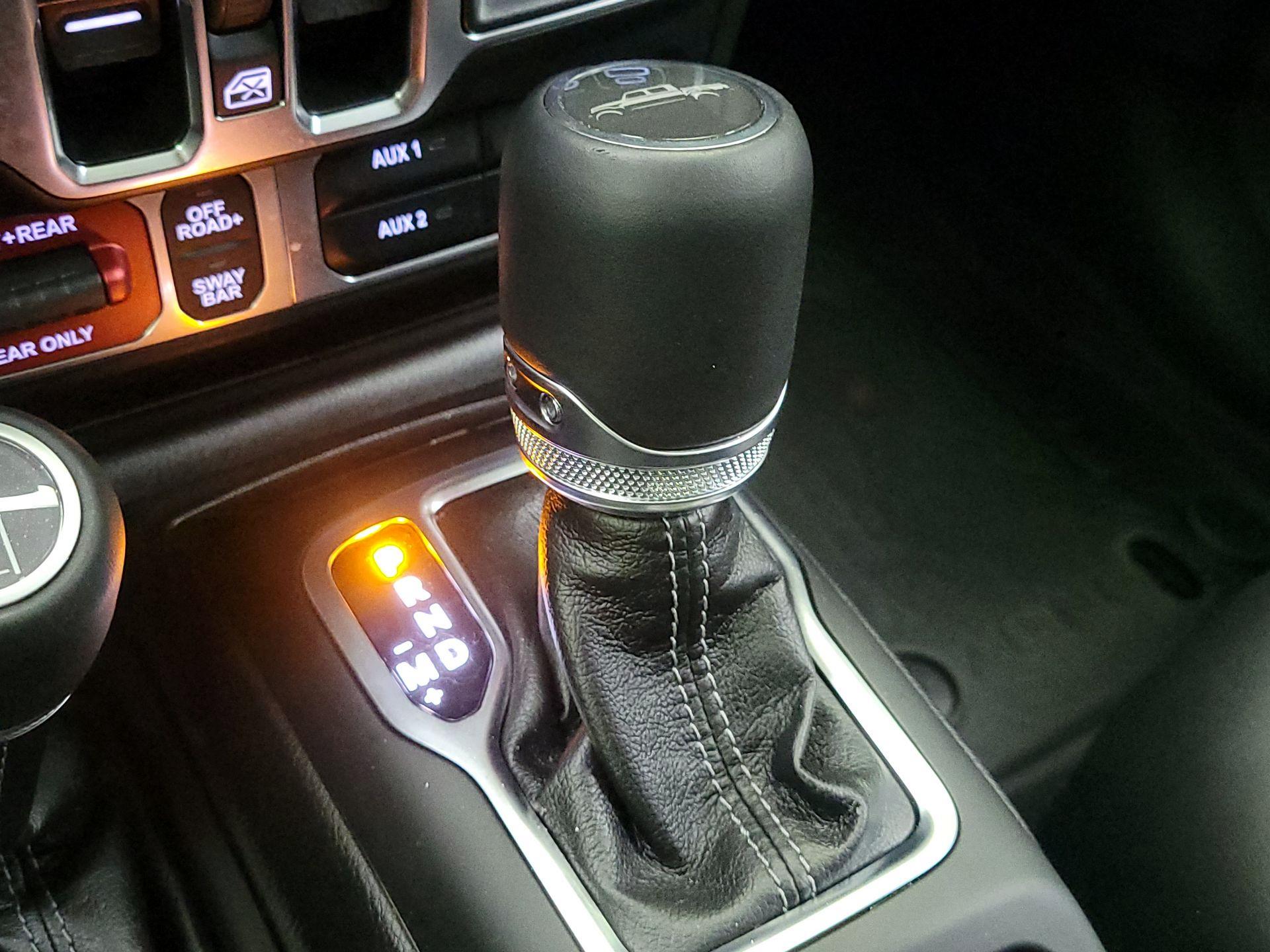 Thumbnail: 2025 Jeep Gladiator - 15