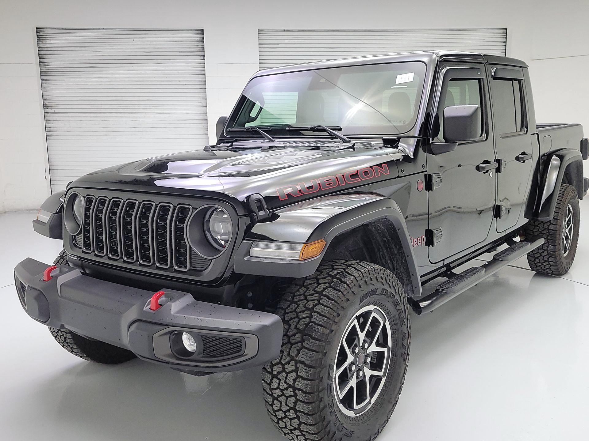 Thumbnail: 2025 Jeep Gladiator - 3