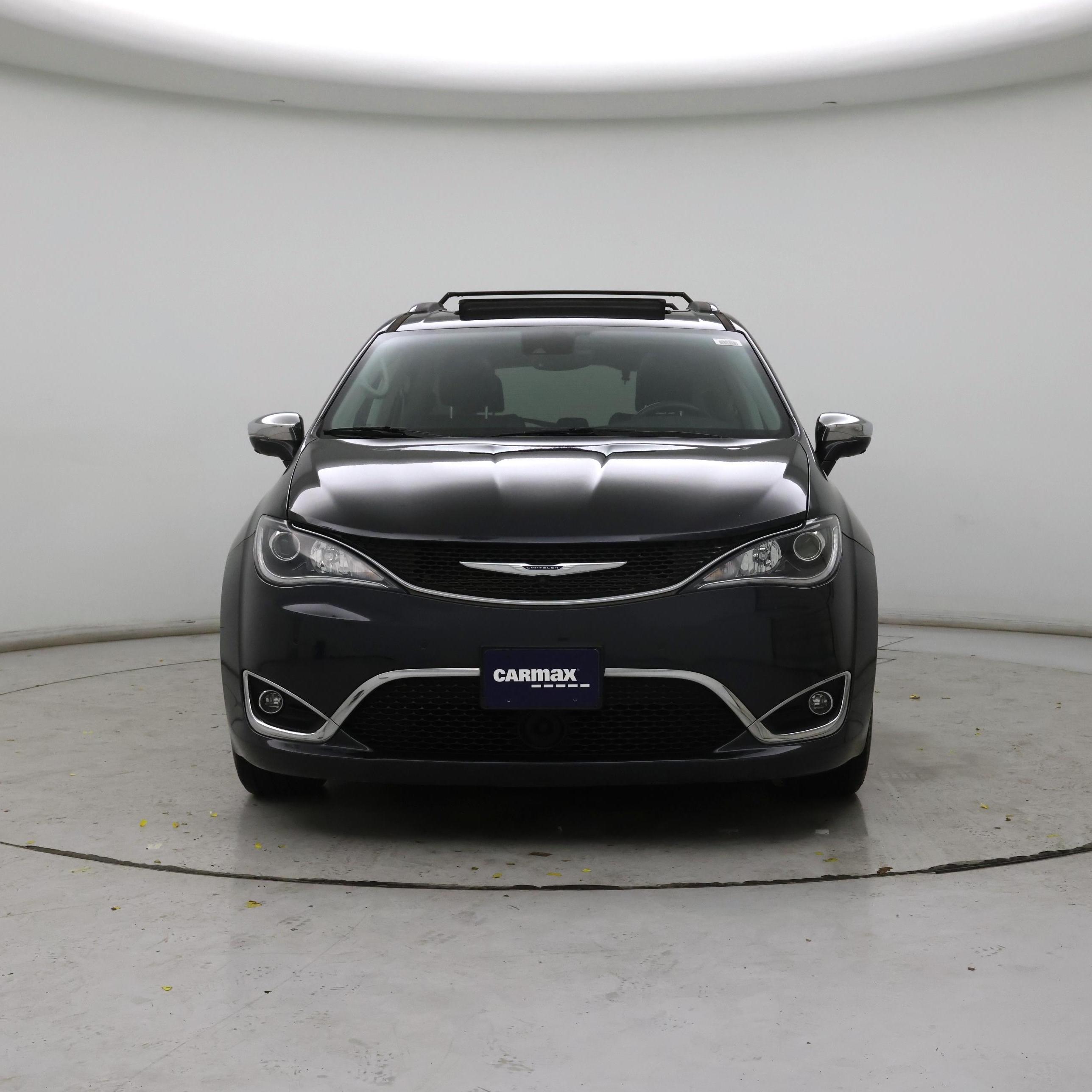 Thumbnail: 2019 Chrysler Pacifica - 5