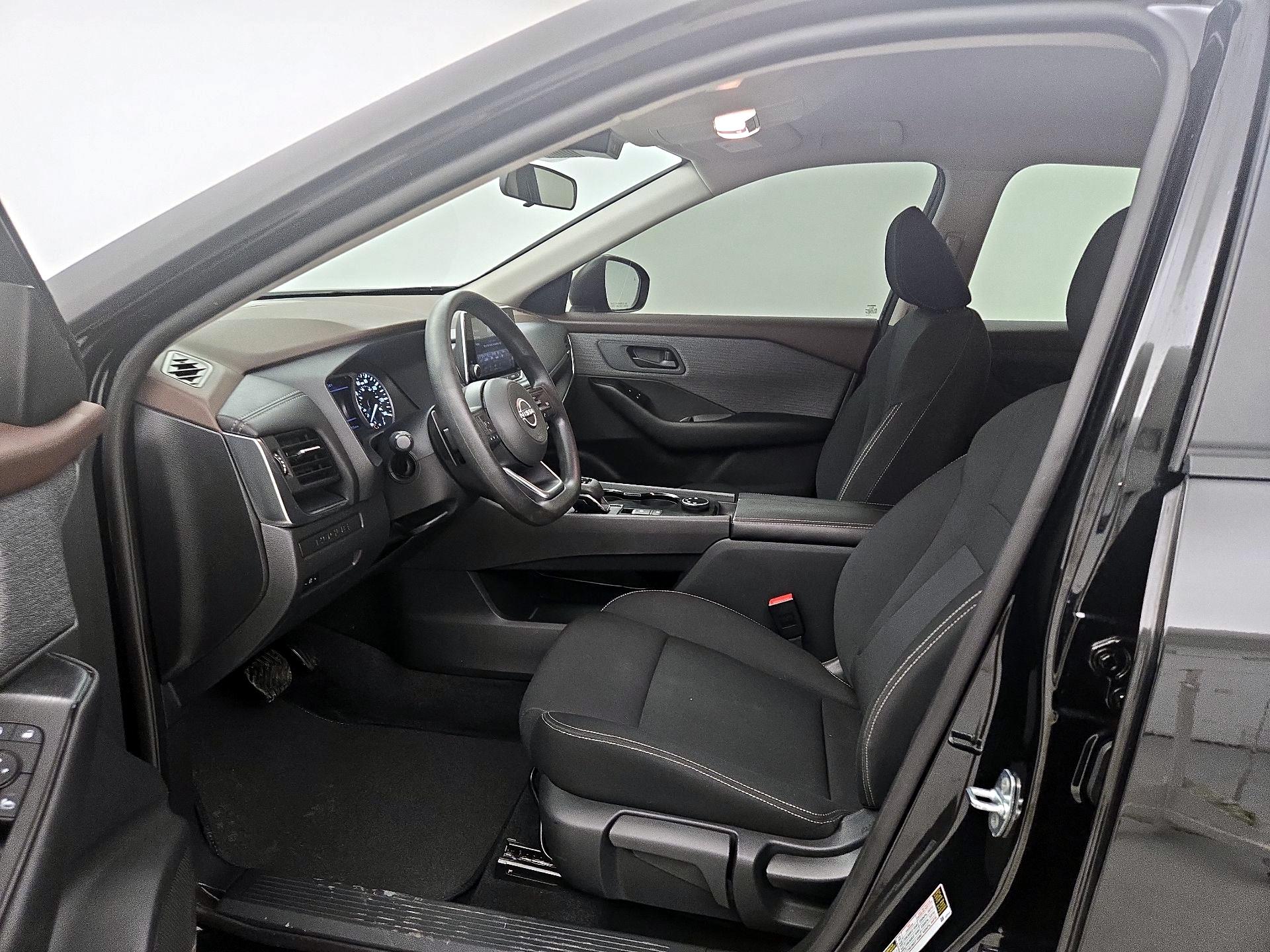 Thumbnail: 2023 Nissan Rogue - 11