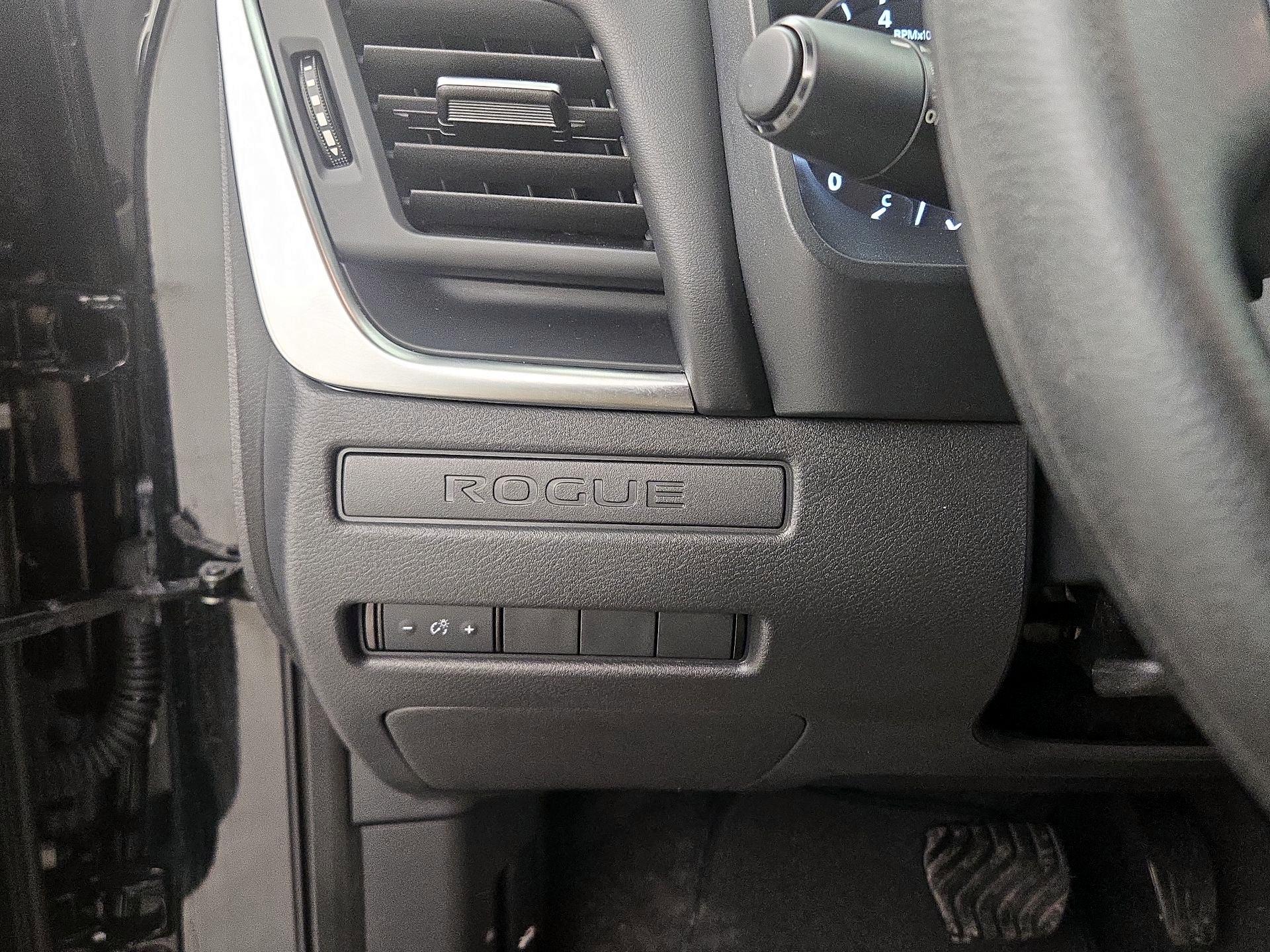 Thumbnail: 2023 Nissan Rogue - 13