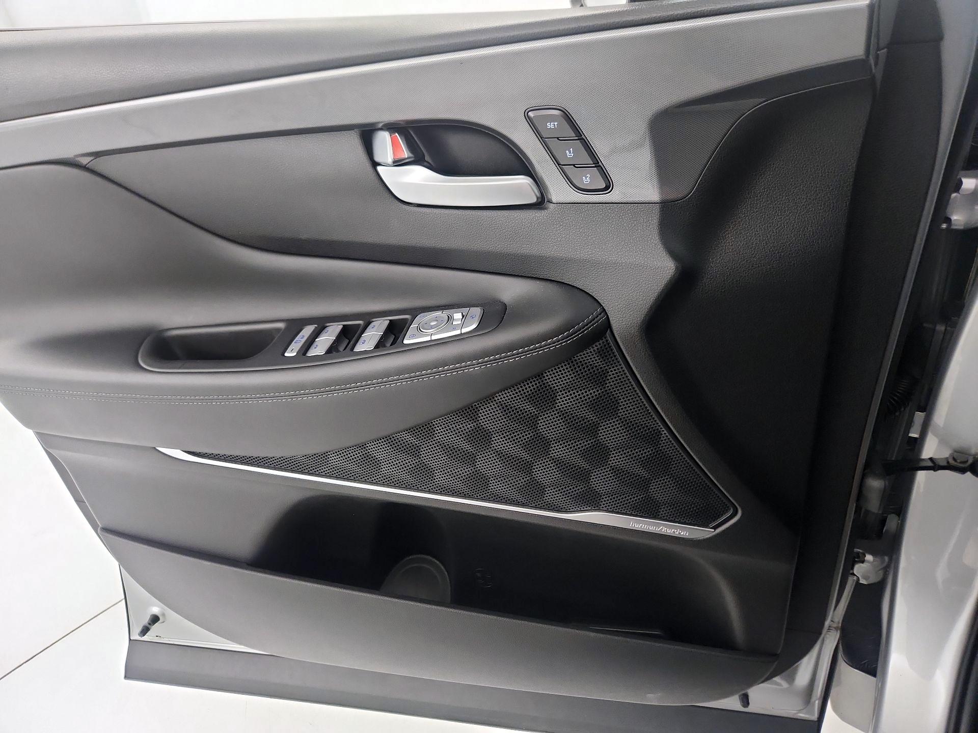 Thumbnail: 2023 Hyundai Santa Fe - 13