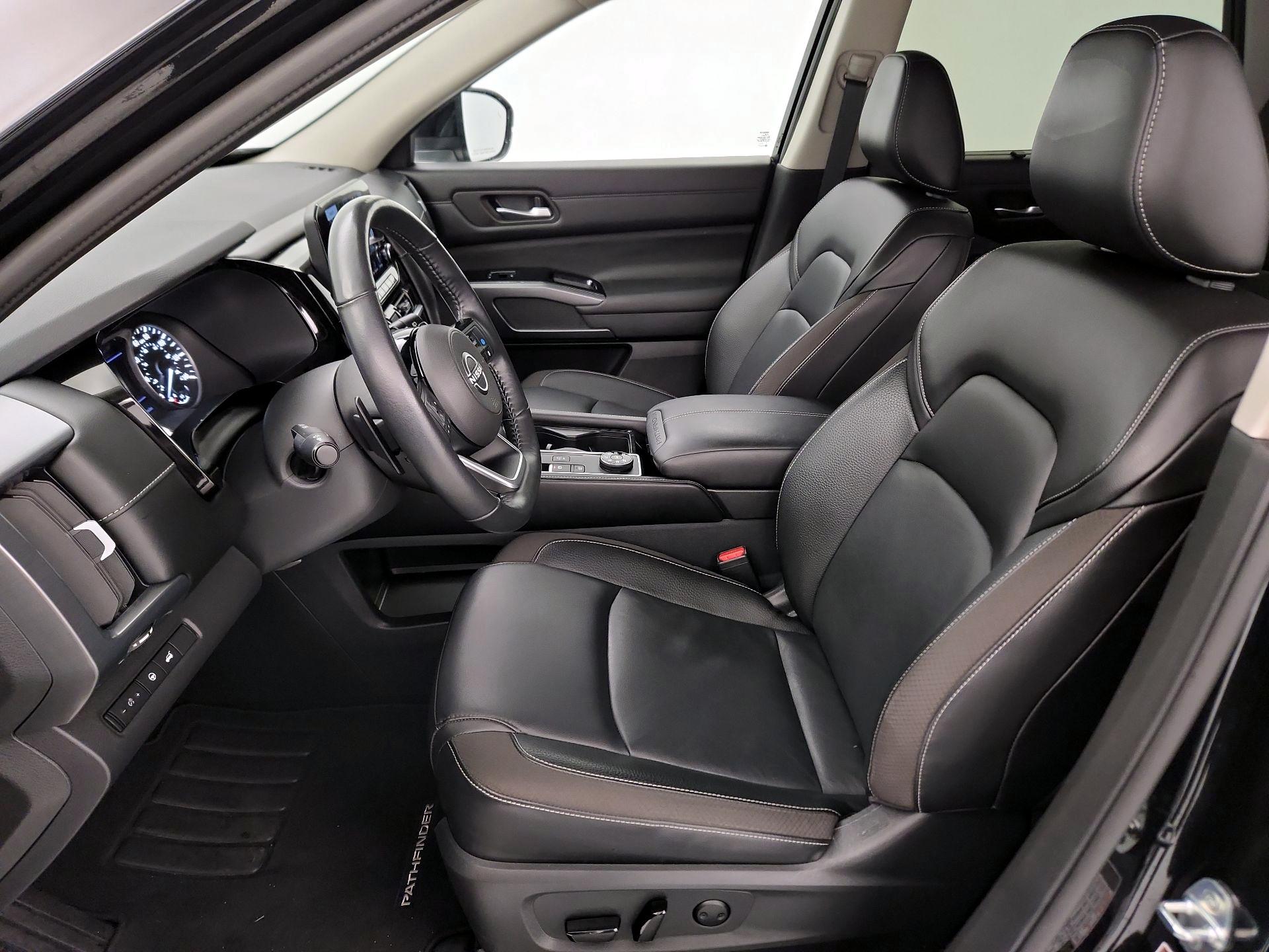 Thumbnail: 2023 Nissan Pathfinder - 11