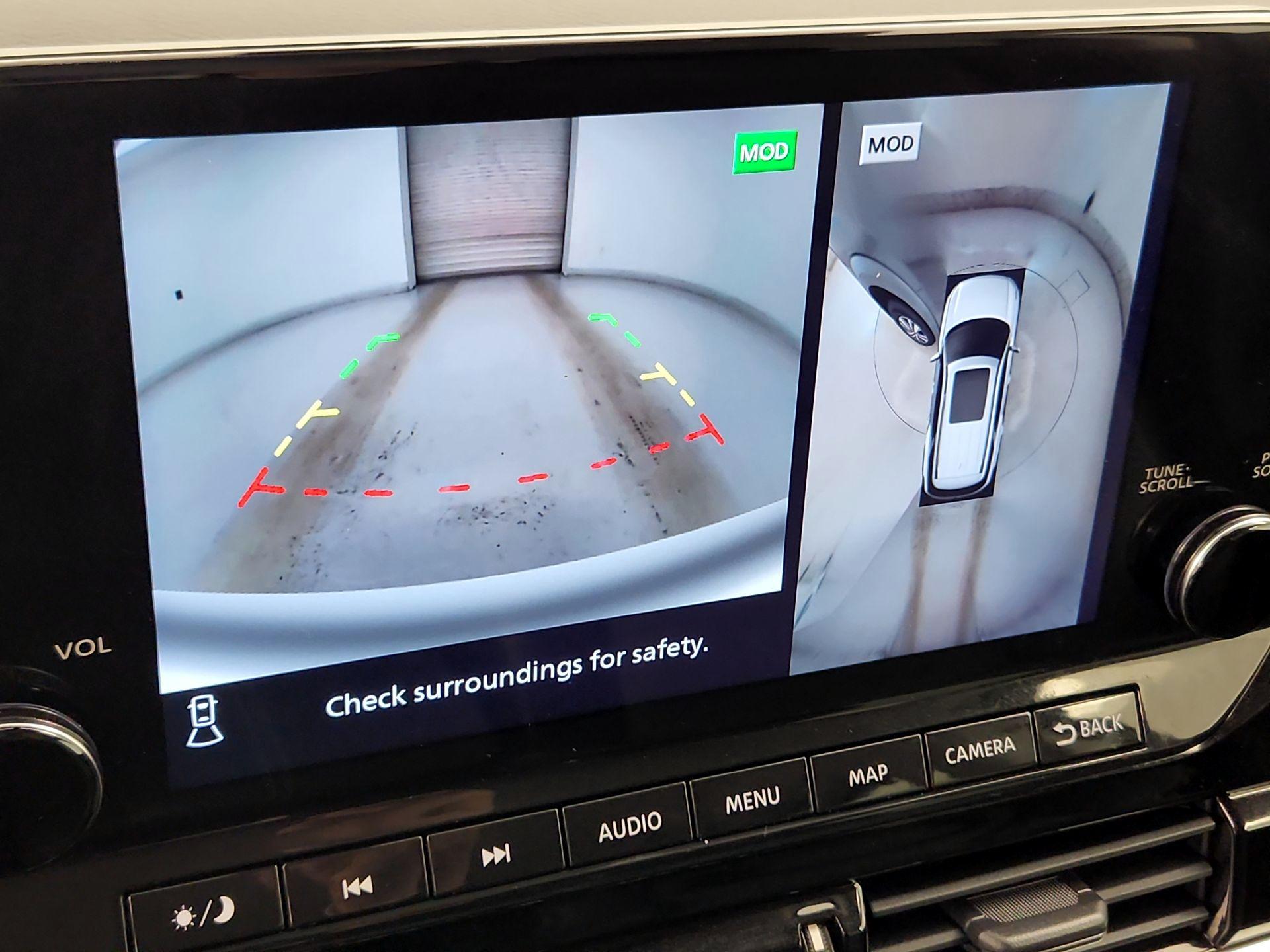 Thumbnail: 2023 Nissan Pathfinder - 15