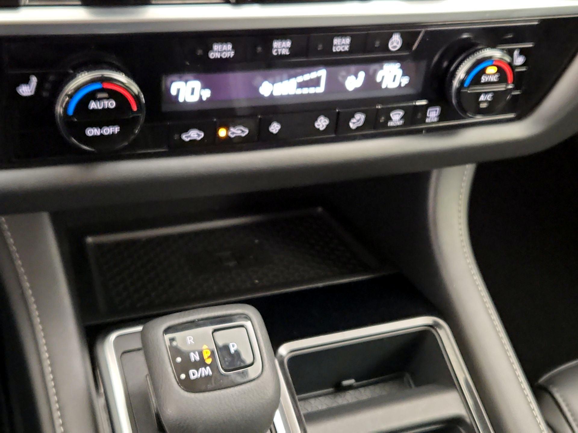 Thumbnail: 2023 Nissan Pathfinder - 17