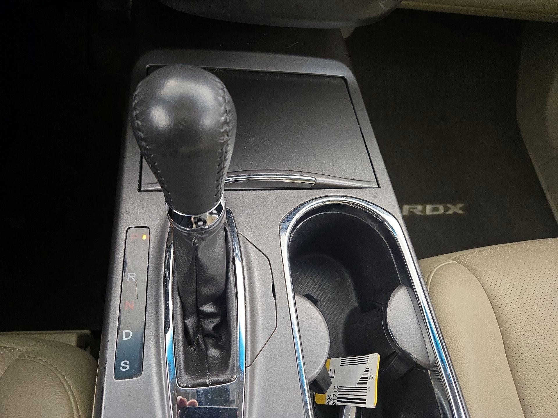 Thumbnail: 2015 Acura RDX - 18