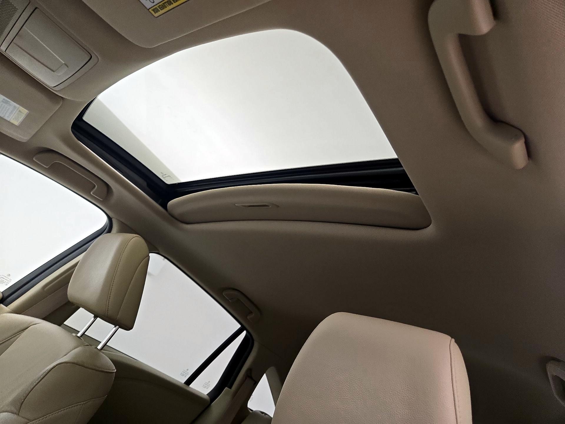 Thumbnail: 2015 Acura RDX - 20