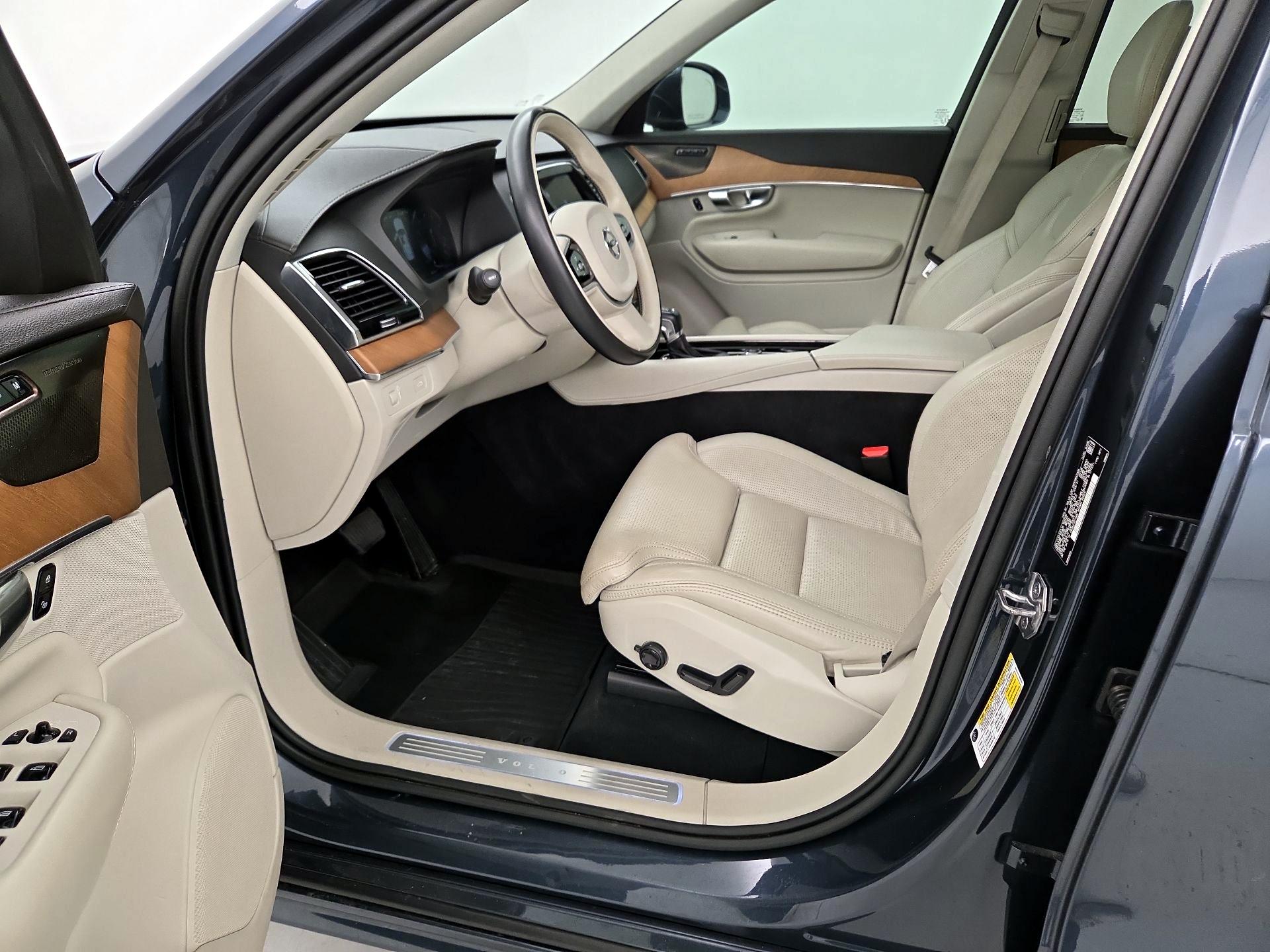 Thumbnail: 2020 Volvo XC90 - 11