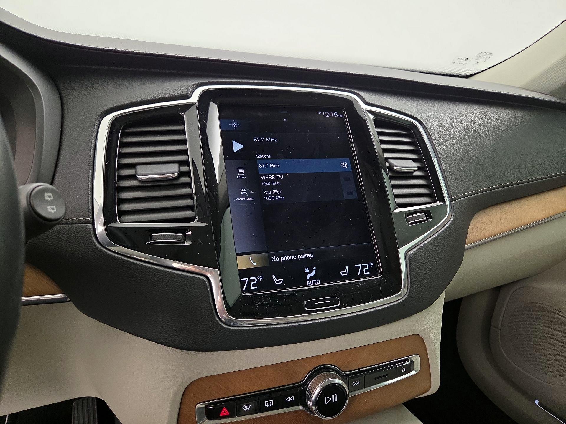 Thumbnail: 2020 Volvo XC90 - 16