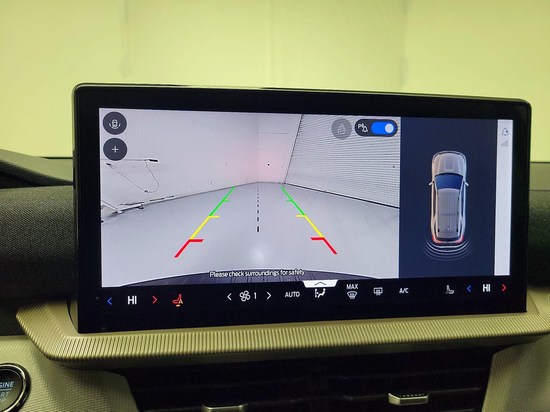 Thumbnail: 2025 Ford Explorer - 12