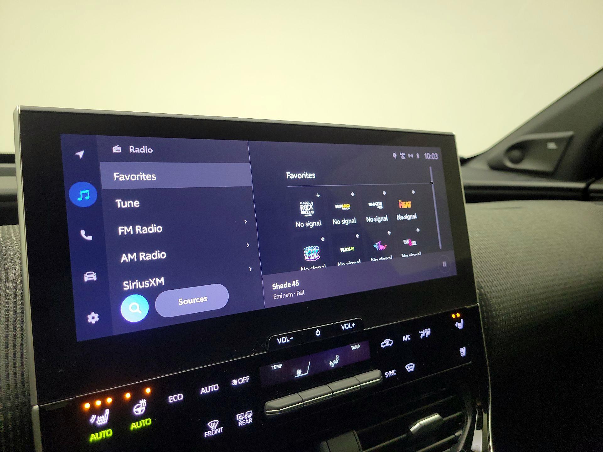 Thumbnail: 2024 Toyota bZ4X - 14