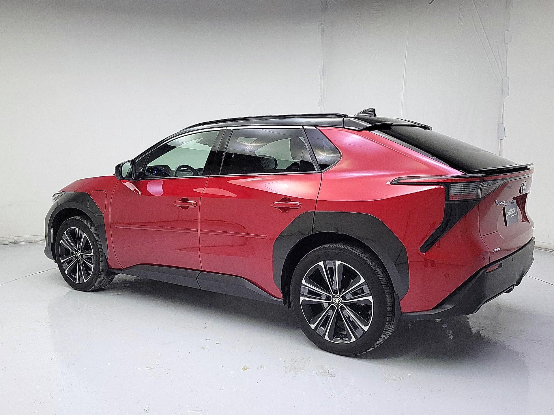 Thumbnail: 2024 Toyota bZ4X - 7