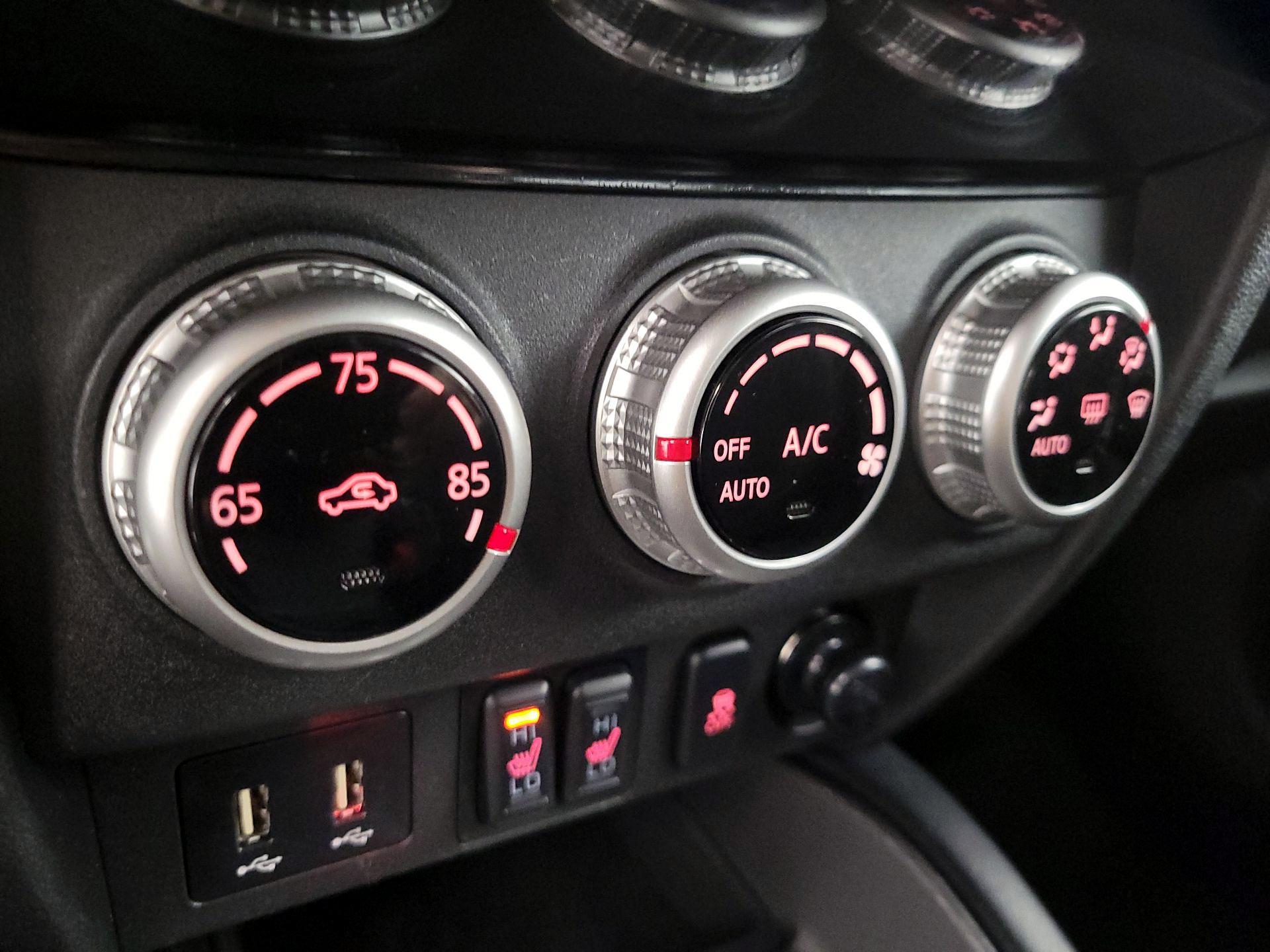 Thumbnail: 2024 Mitsubishi Outlander Sport - 16