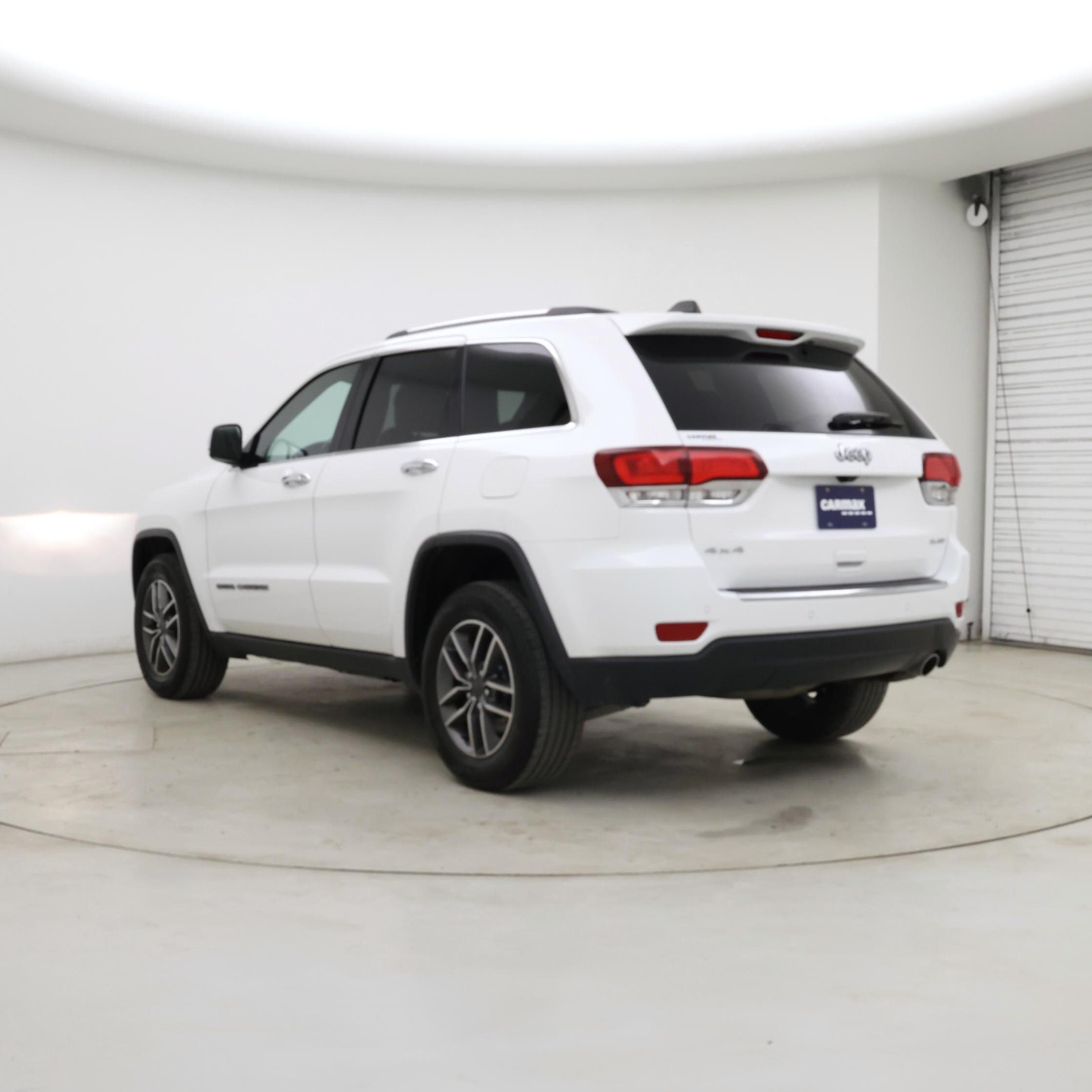 Thumbnail: 2020 Jeep Grand Cherokee - 2