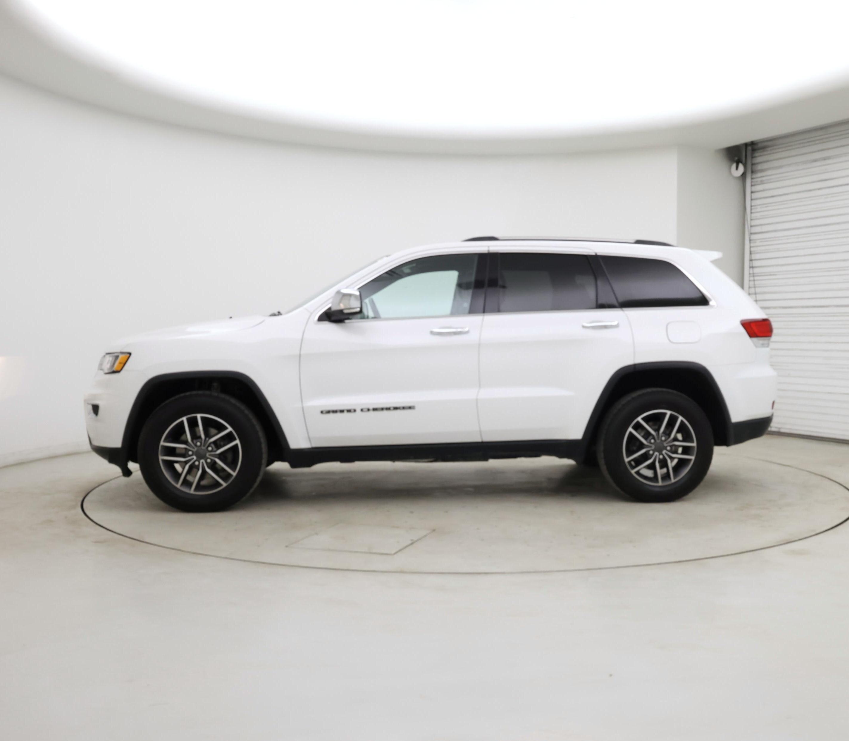 Thumbnail: 2020 Jeep Grand Cherokee - 3