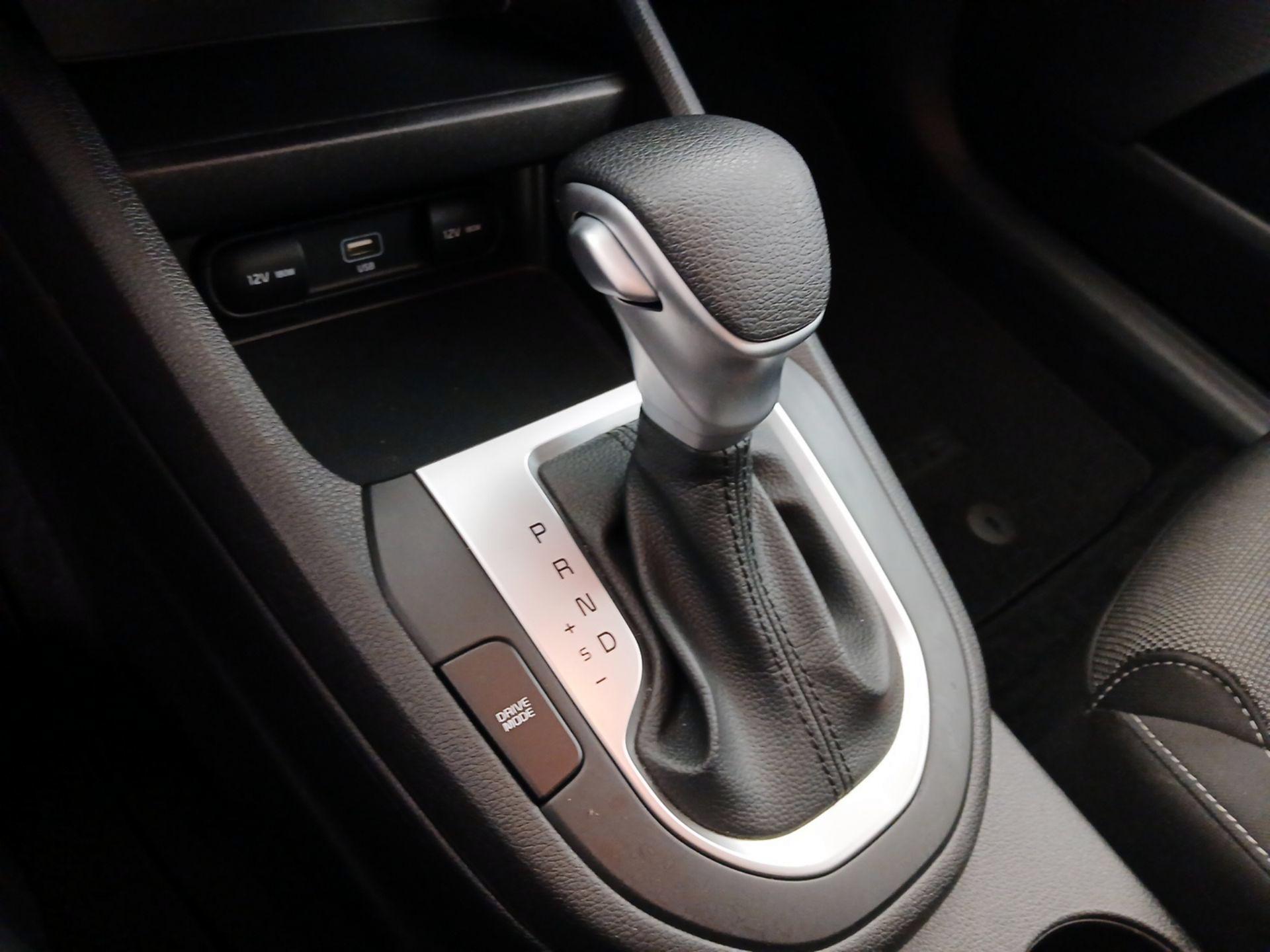 Thumbnail: 2023 Kia Forte - 17