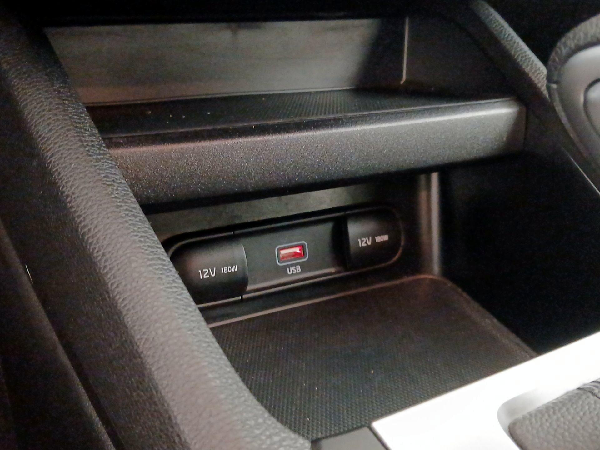 Thumbnail: 2023 Kia Forte - 18