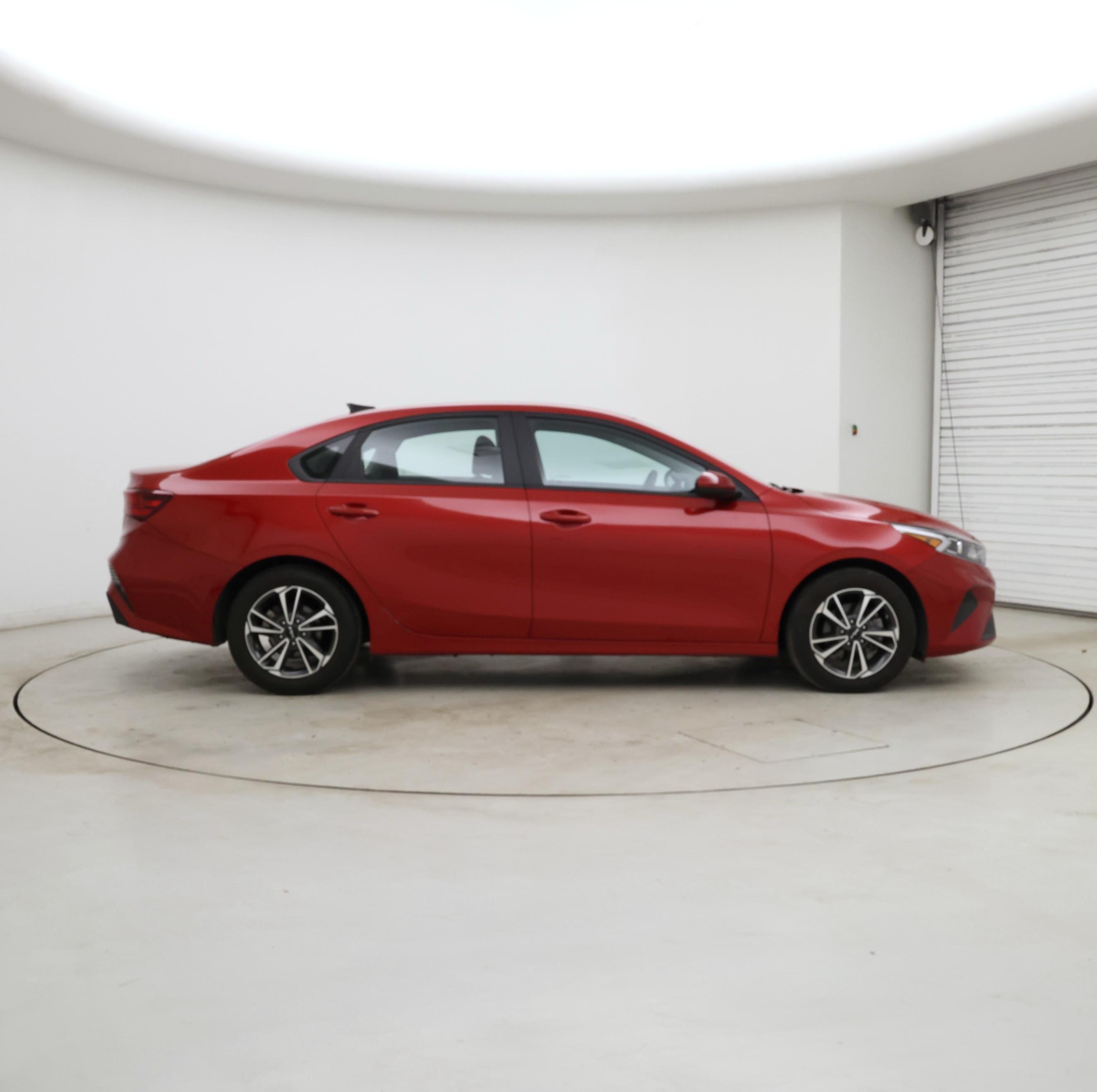 Thumbnail: 2023 Kia Forte - 7