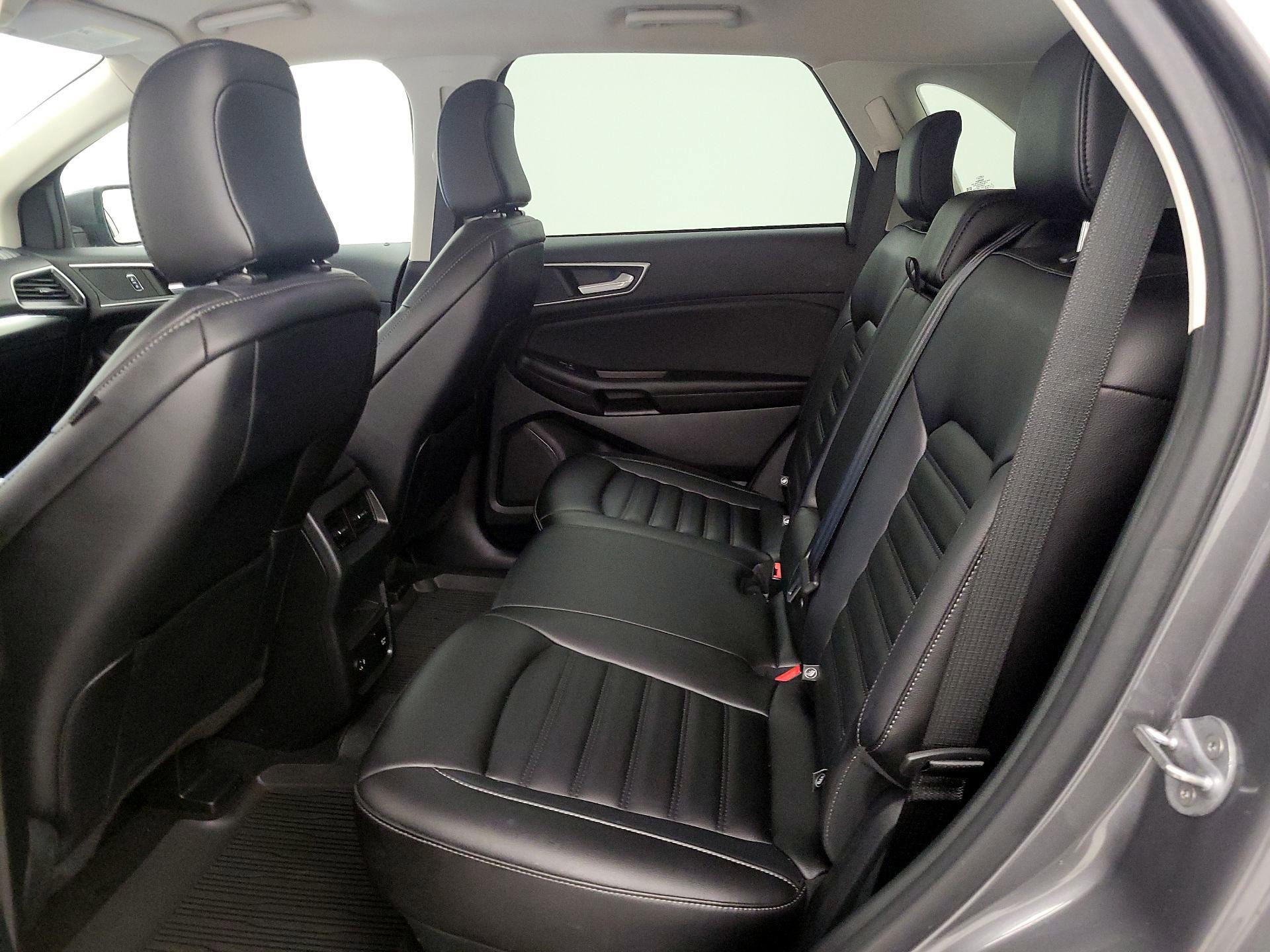 Thumbnail: 2022 Ford Edge - 19