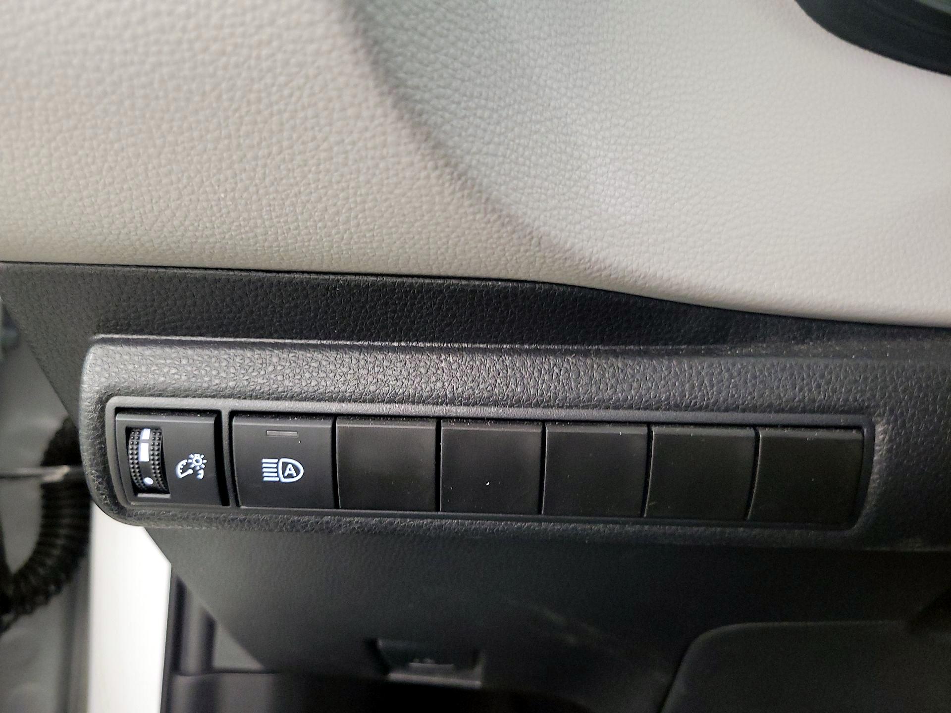 Thumbnail: 2023 Toyota Corolla - 13