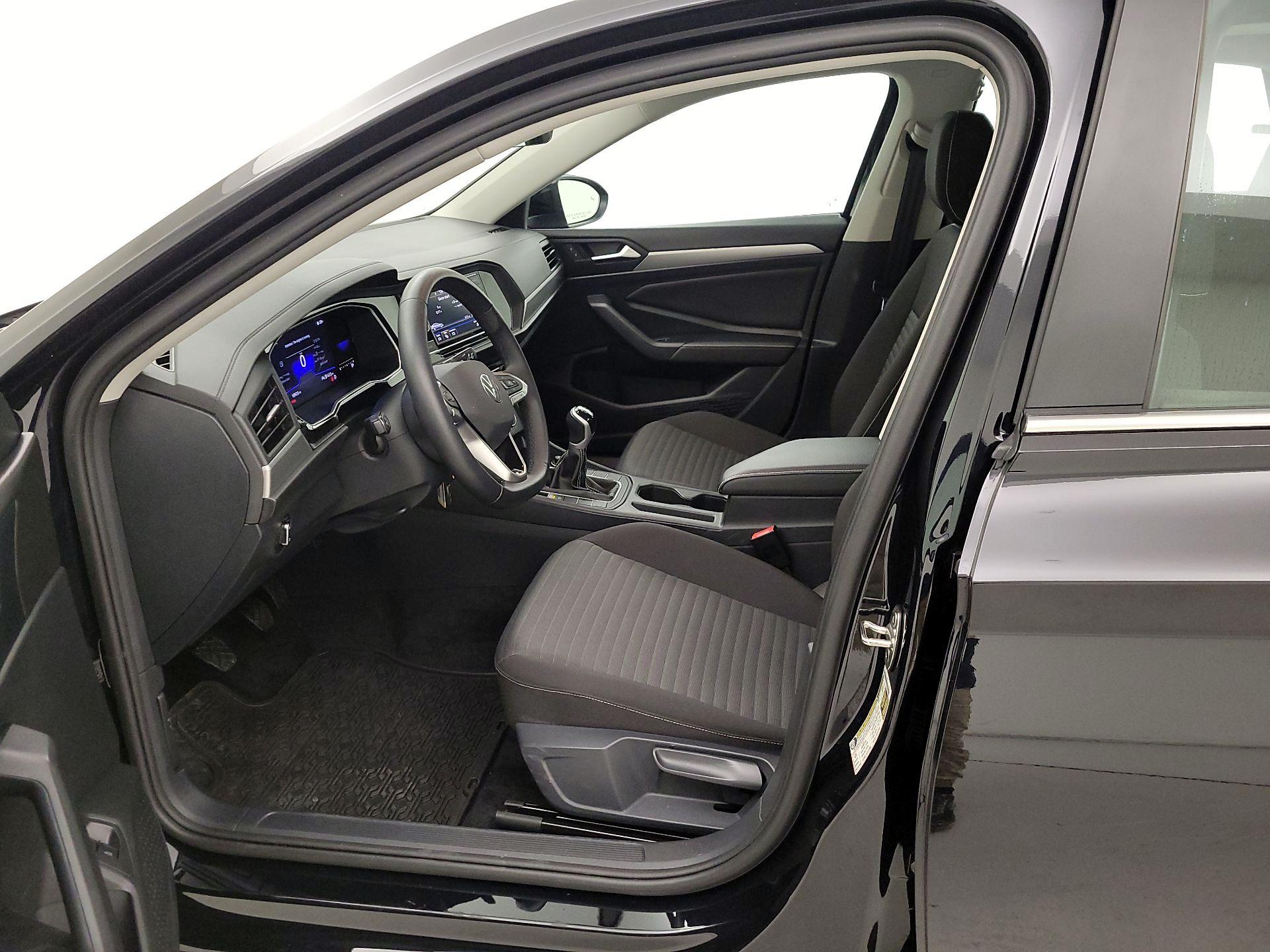 Thumbnail: 2024 Volkswagen Jetta - 11