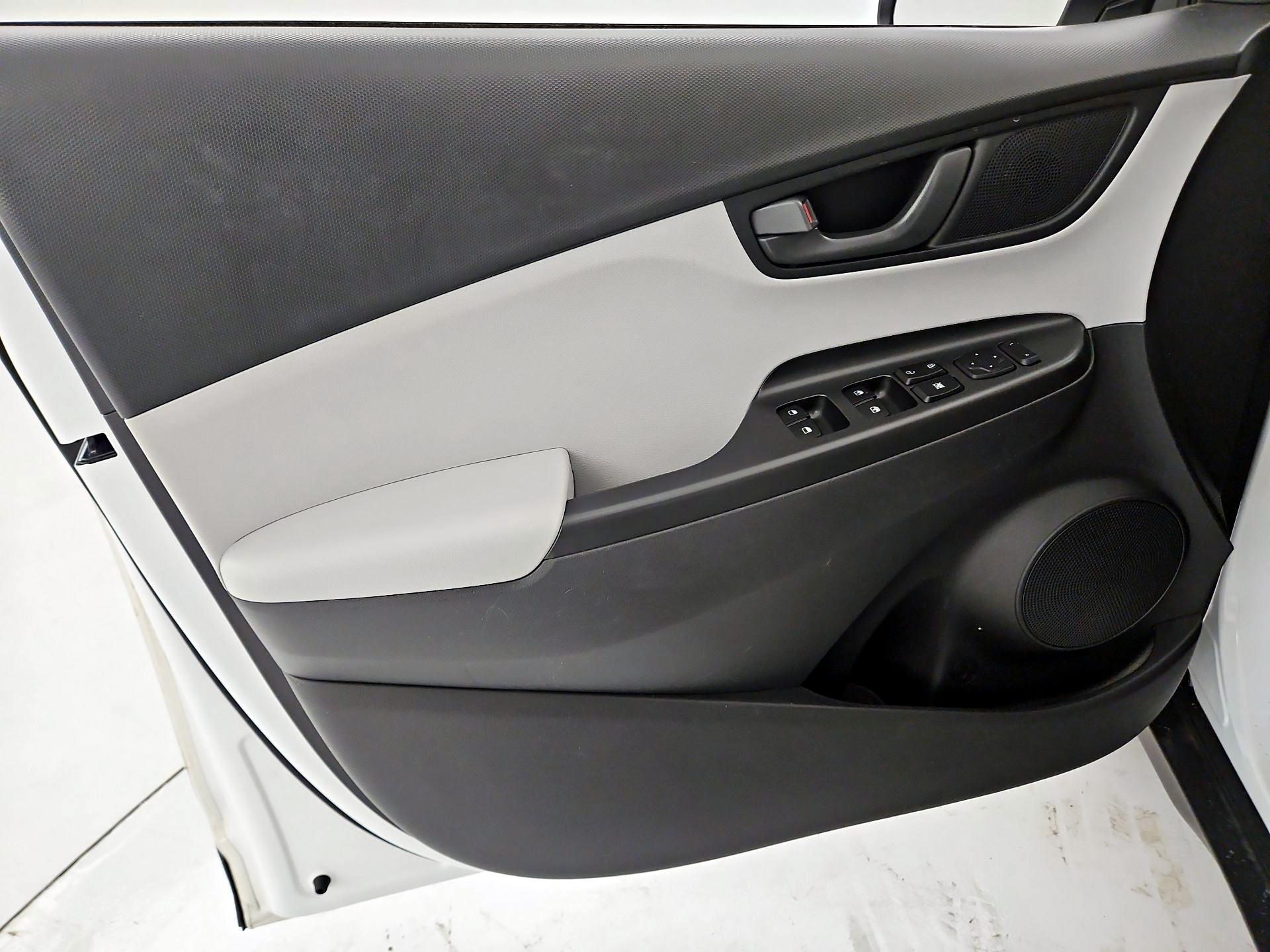 Thumbnail: 2023 Hyundai Kona - 12
