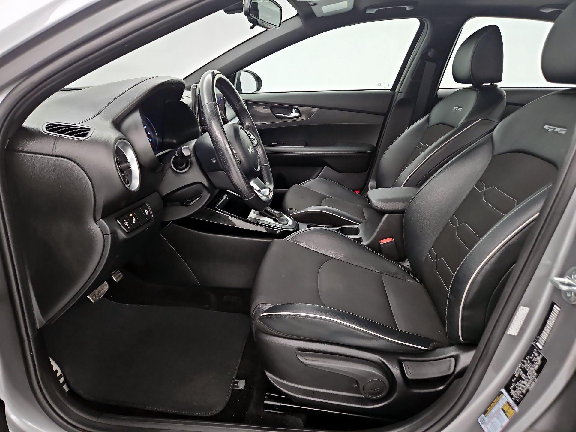 Thumbnail: 2023 Kia Forte - 11