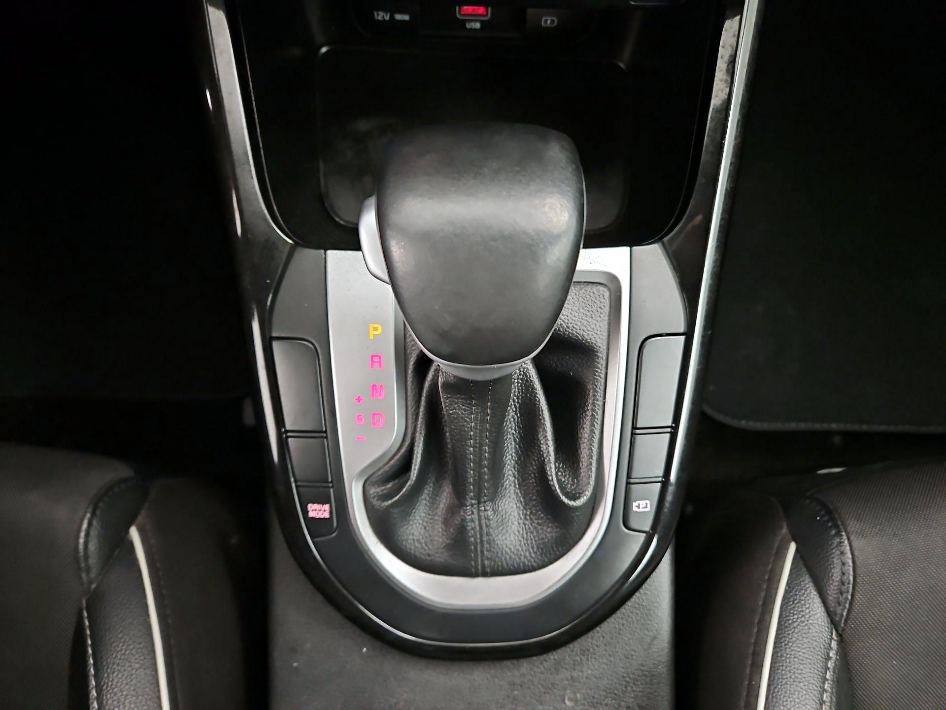 Thumbnail: 2023 Kia Forte - 18