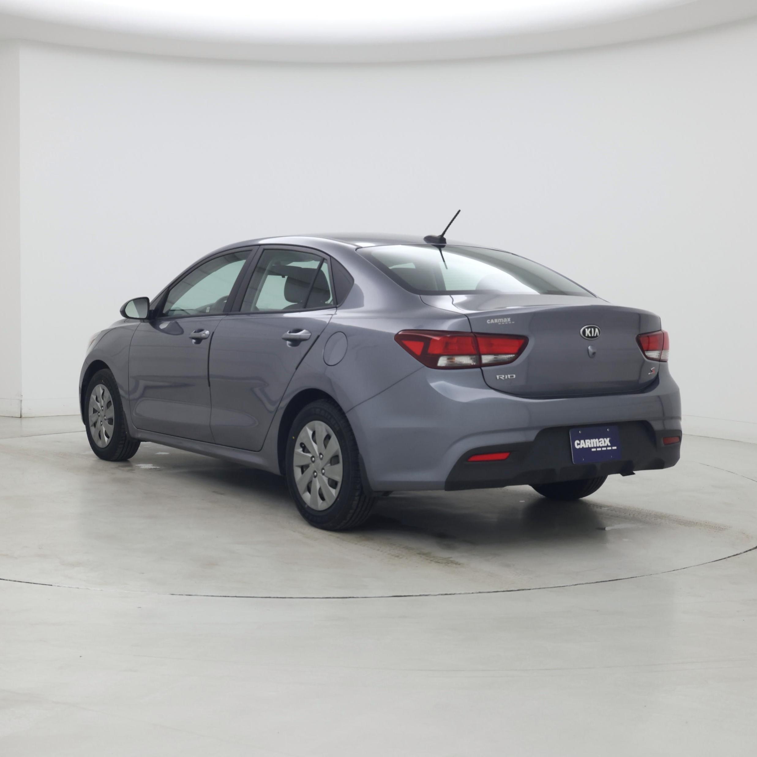 Thumbnail: 2020 Kia Rio - 2