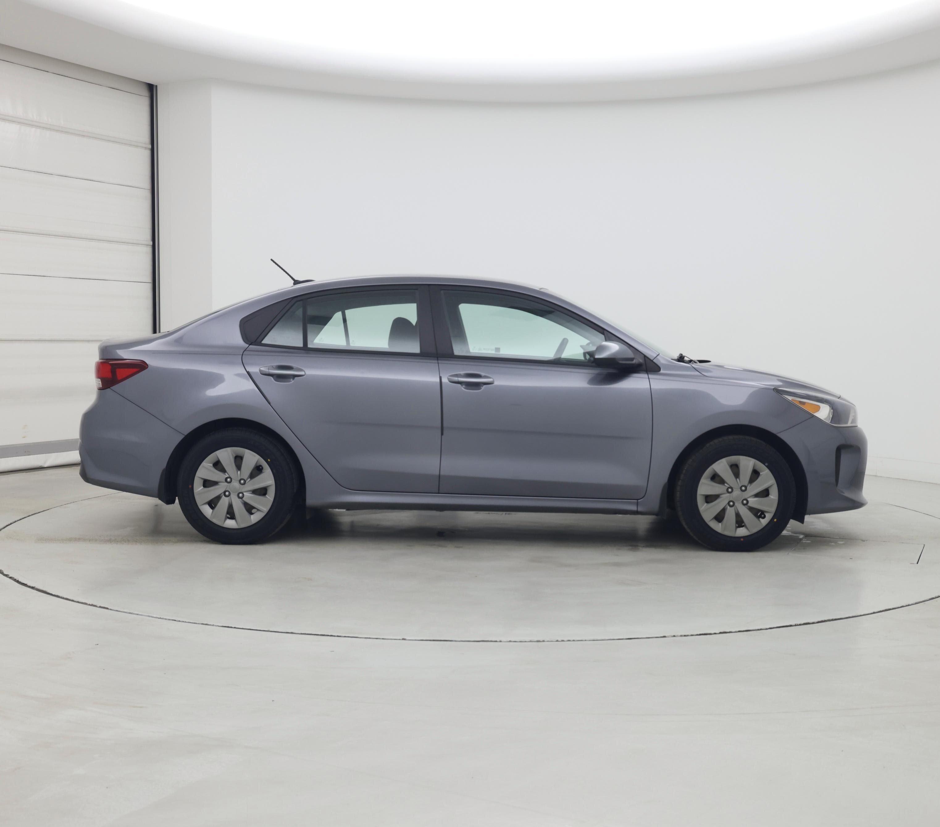 Thumbnail: 2020 Kia Rio - 7