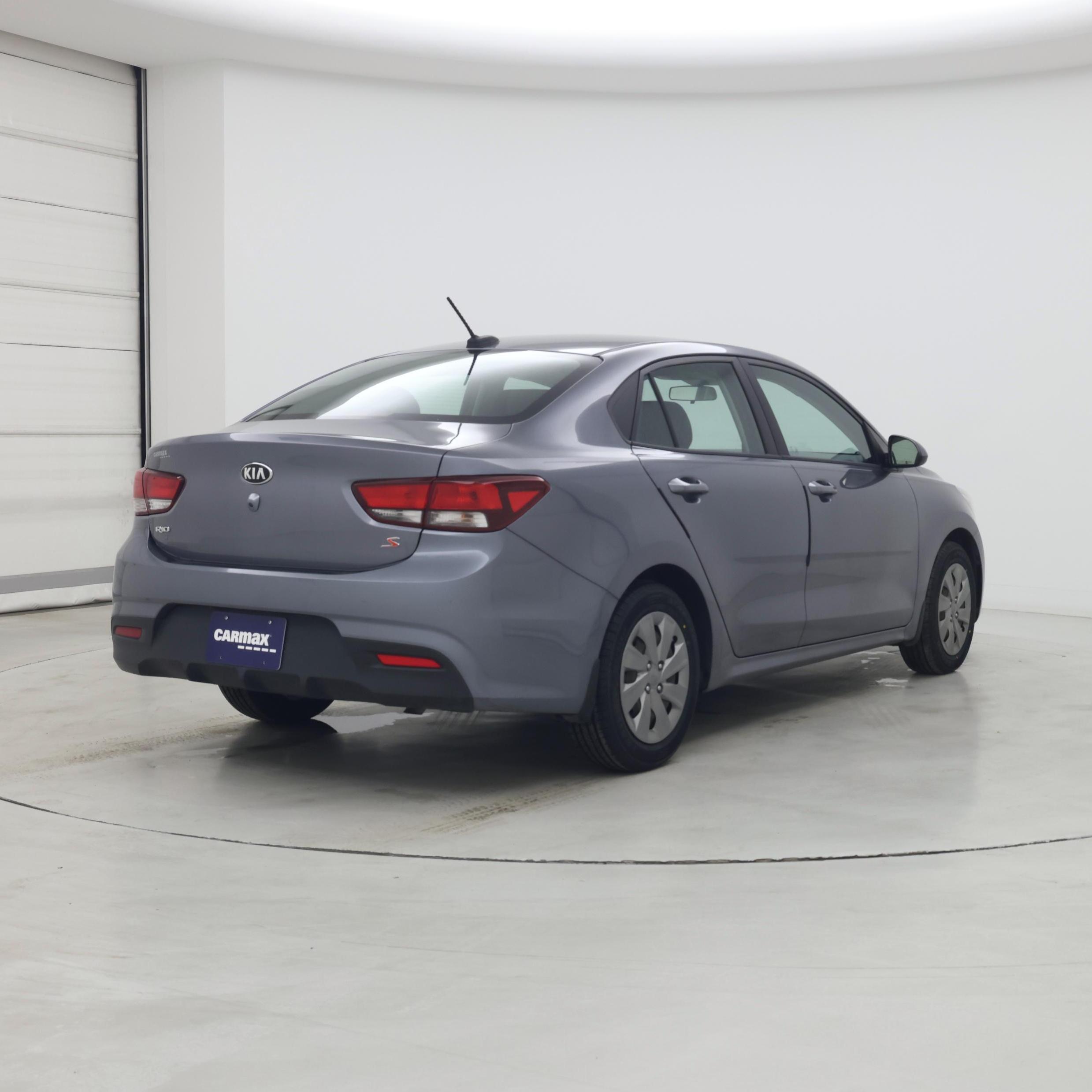 Thumbnail: 2020 Kia Rio - 8