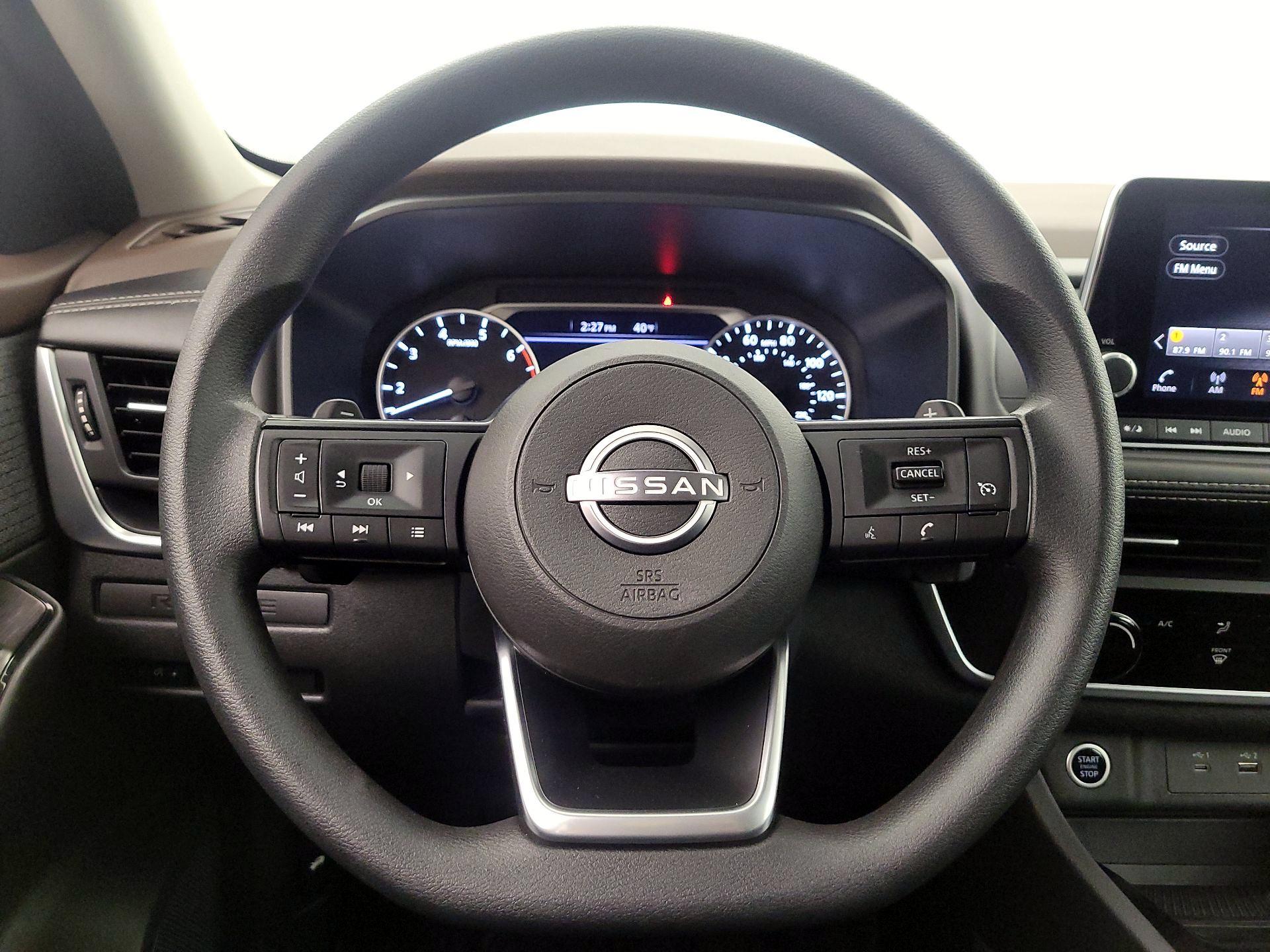 Thumbnail: 2023 Nissan Rogue - 10