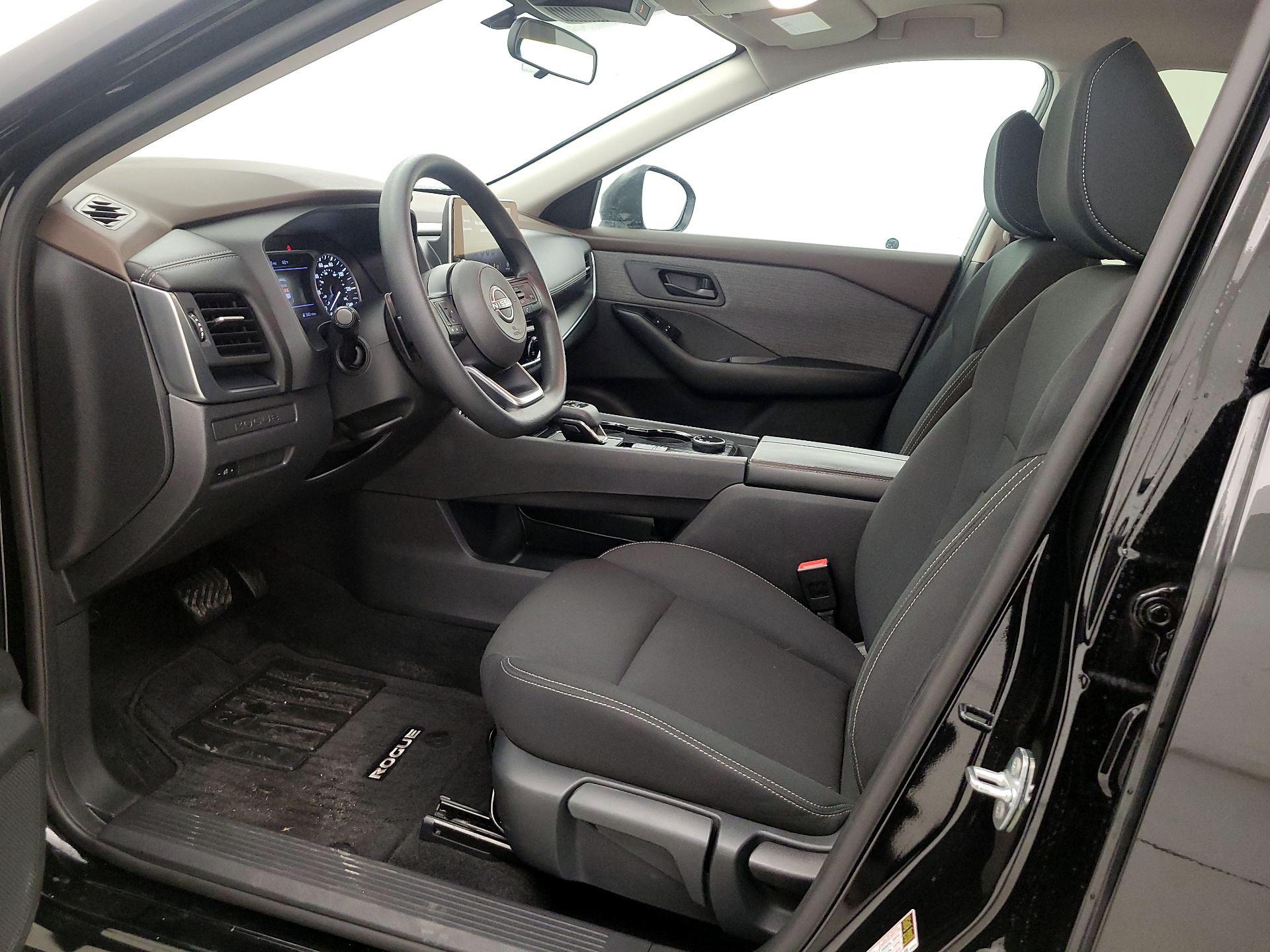 Thumbnail: 2023 Nissan Rogue - 11