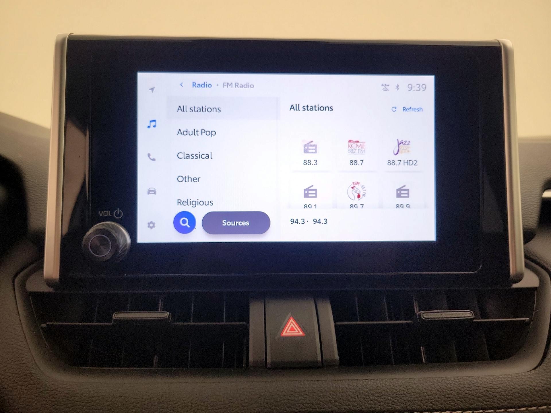 Thumbnail: 2025 Toyota RAV4 - 15