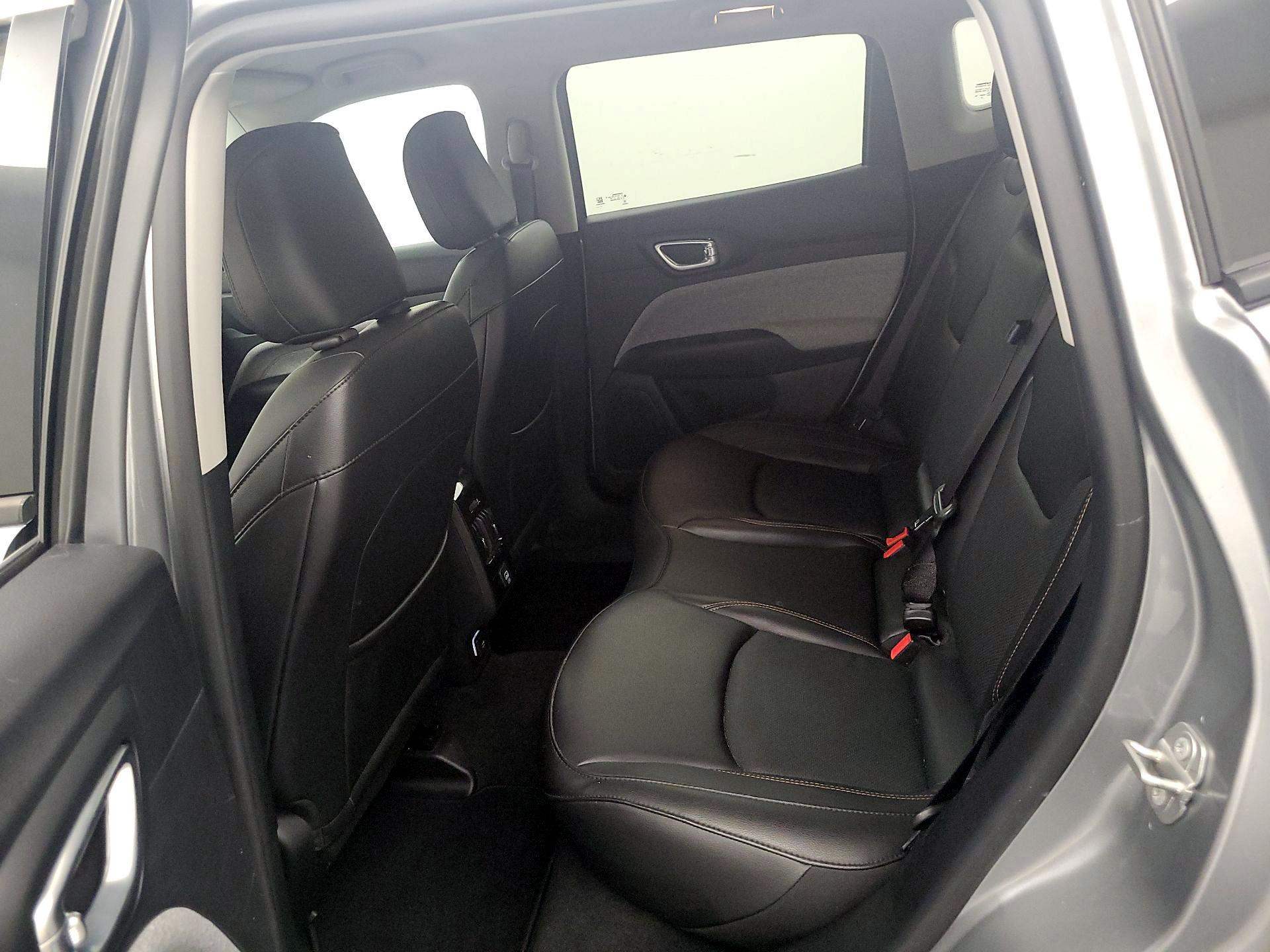 Thumbnail: 2022 Jeep Compass - 19