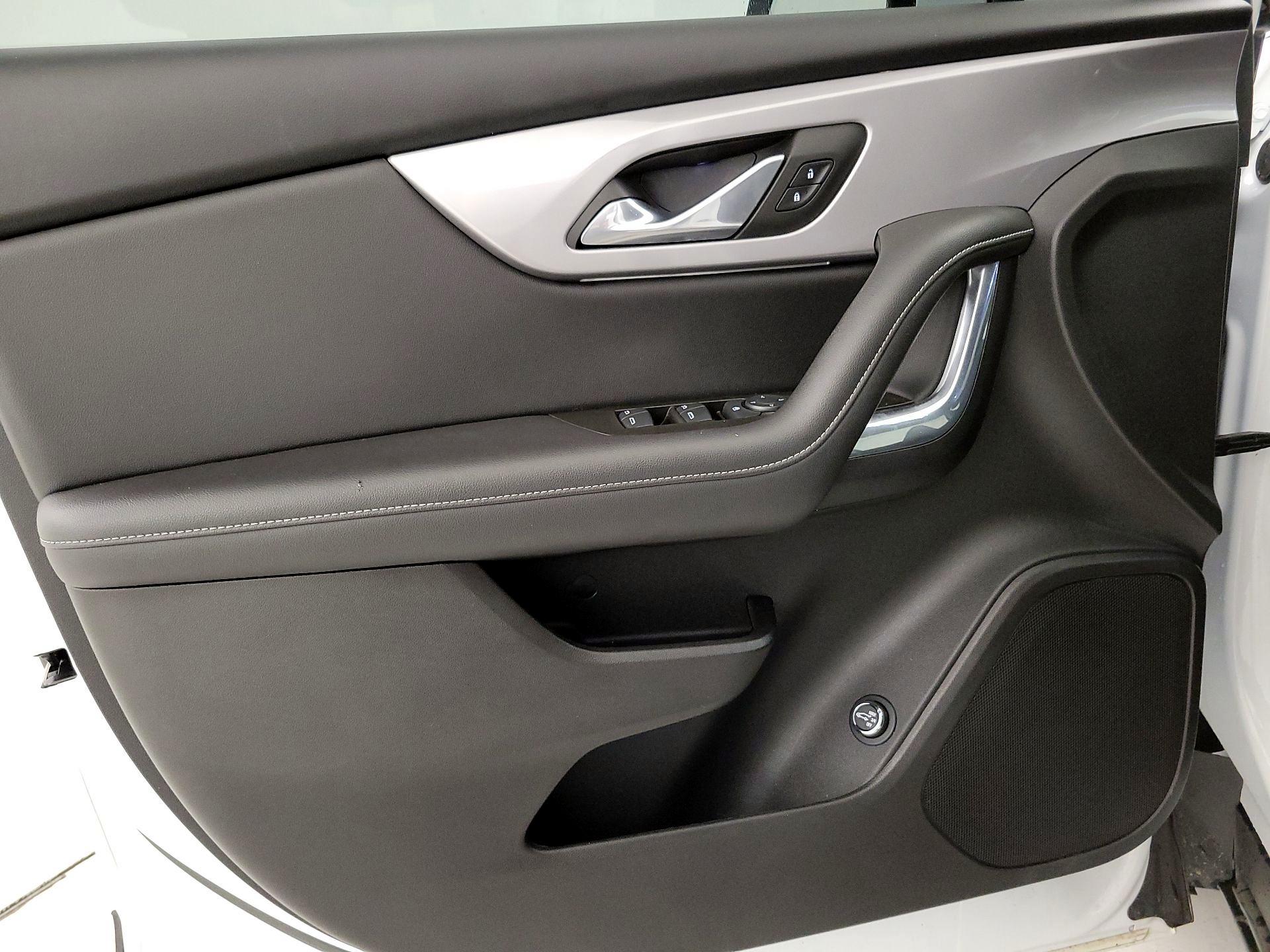 Thumbnail: 2023 Chevrolet Blazer - 12