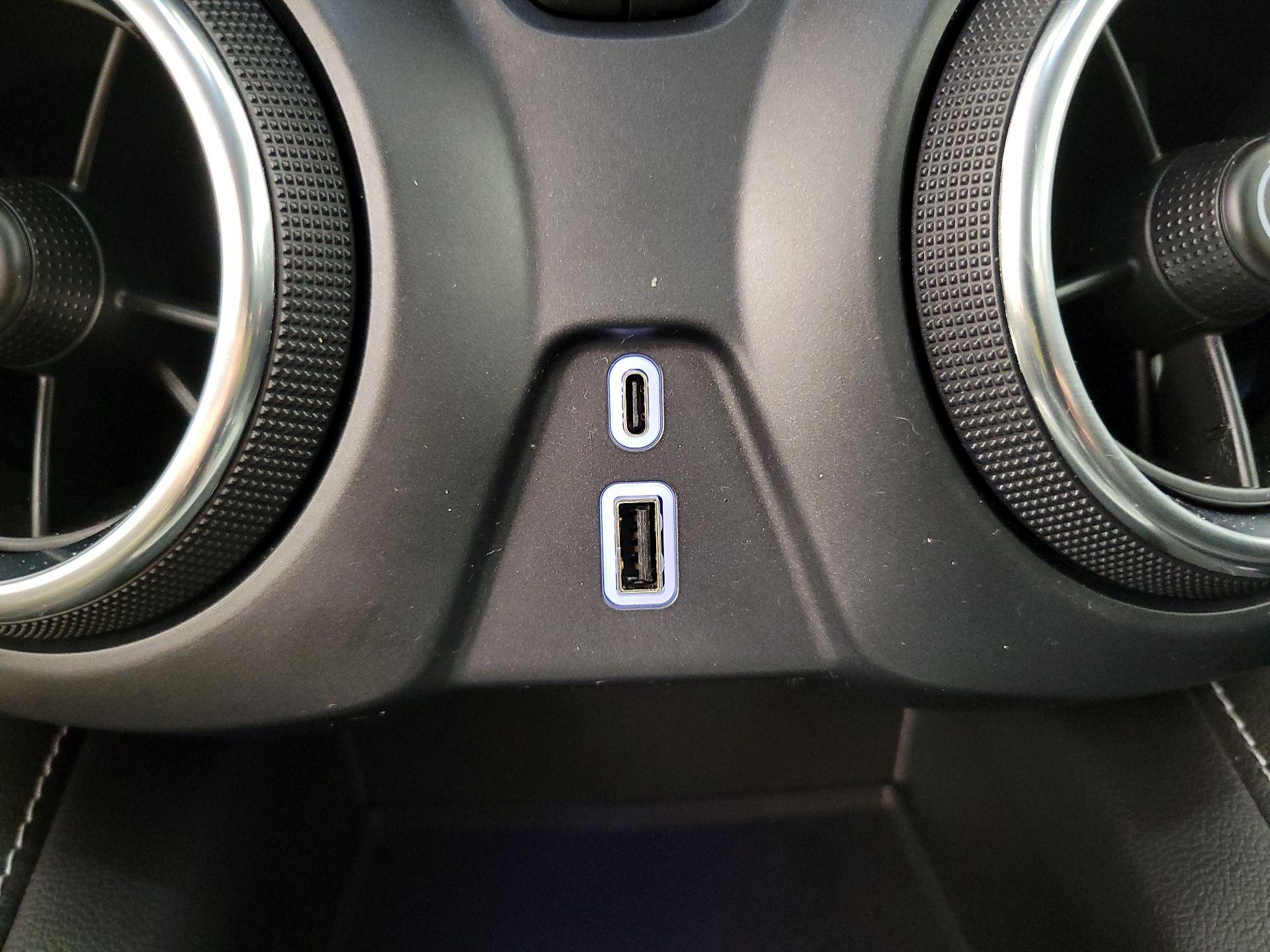 Thumbnail: 2023 Chevrolet Blazer - 18