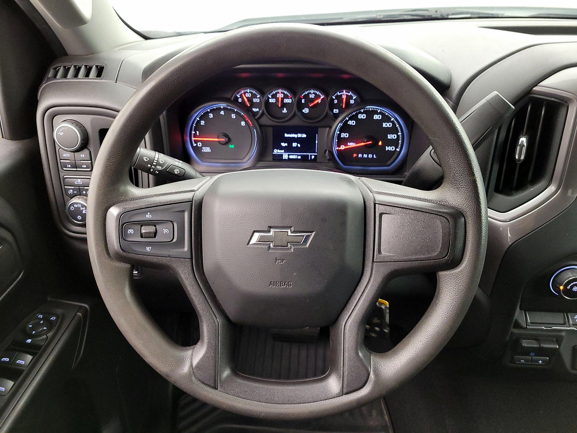 Thumbnail: 2020 Chevrolet Silverado 1500 - 10