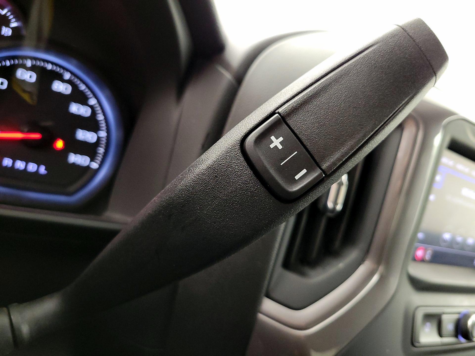 Thumbnail: 2020 Chevrolet Silverado 1500 - 17