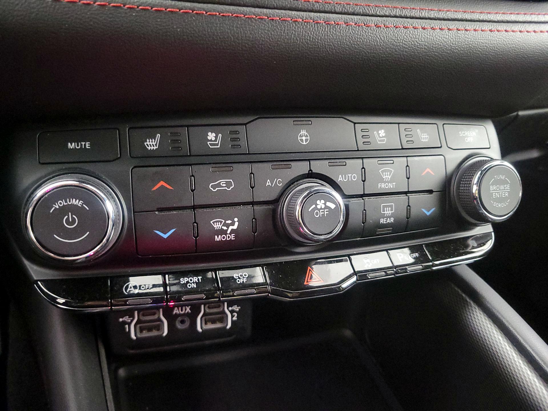 Thumbnail: 2024 Dodge Durango - 17