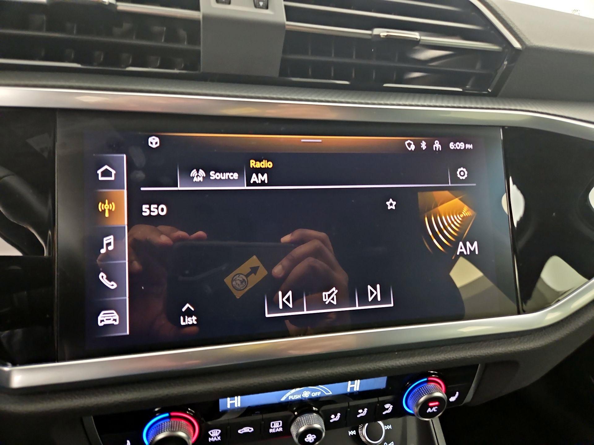 Thumbnail: 2025 Audi Q3 - 15