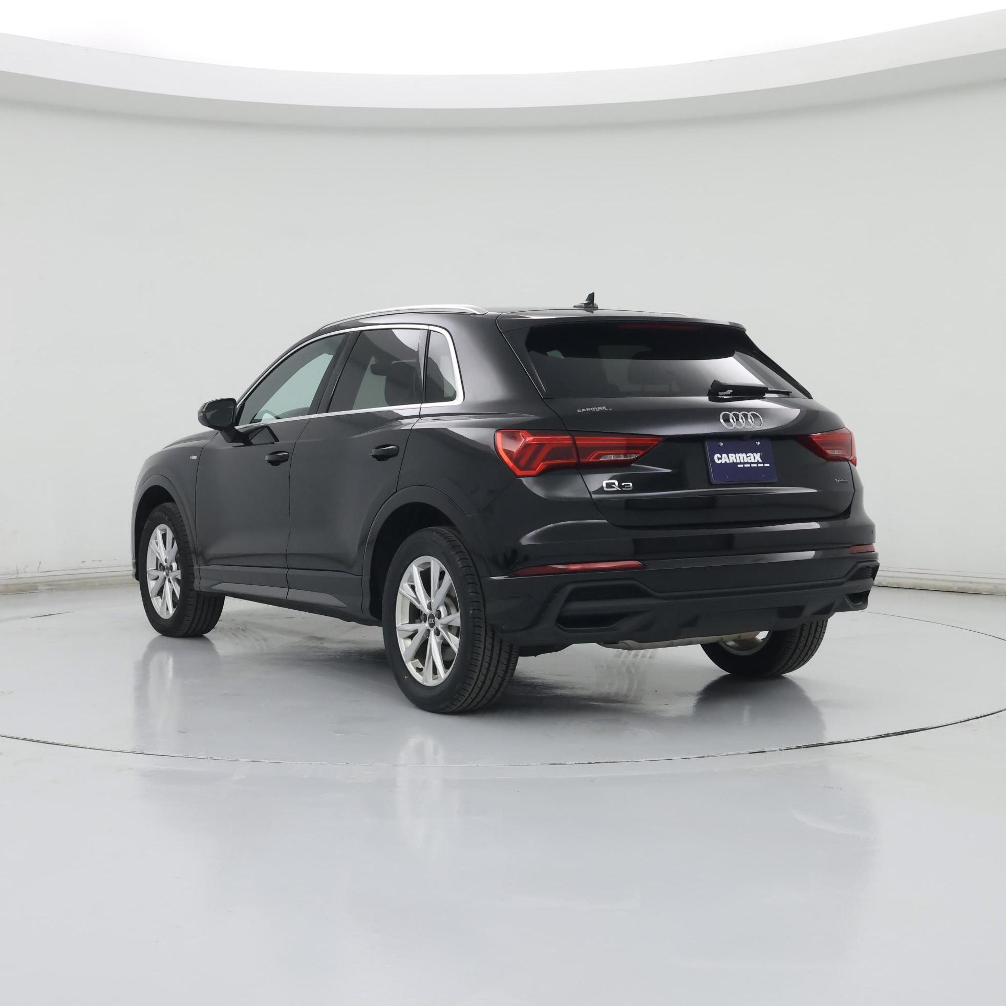 Thumbnail: 2025 Audi Q3 - 2