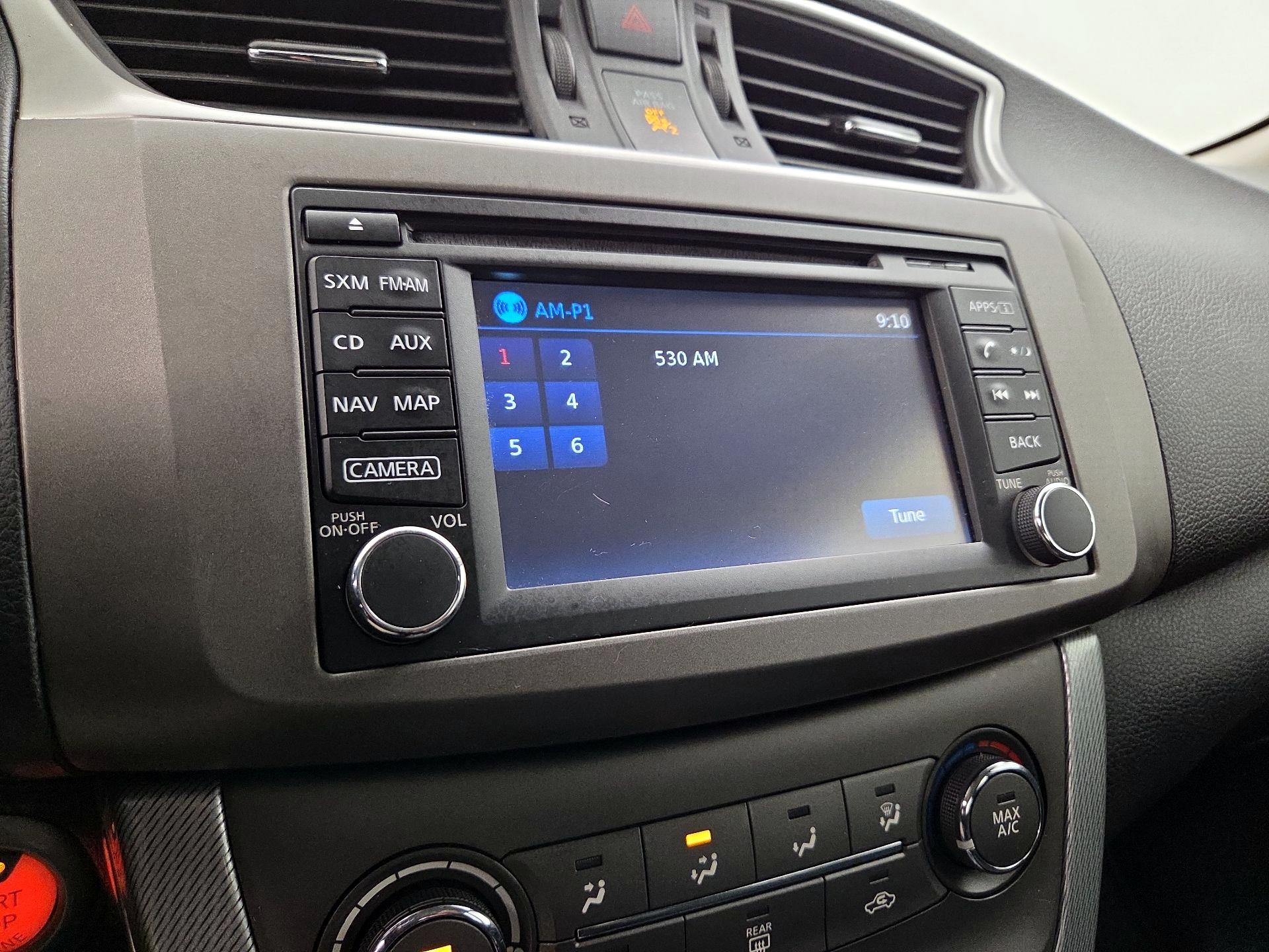 Thumbnail: 2014 Nissan Sentra - 16