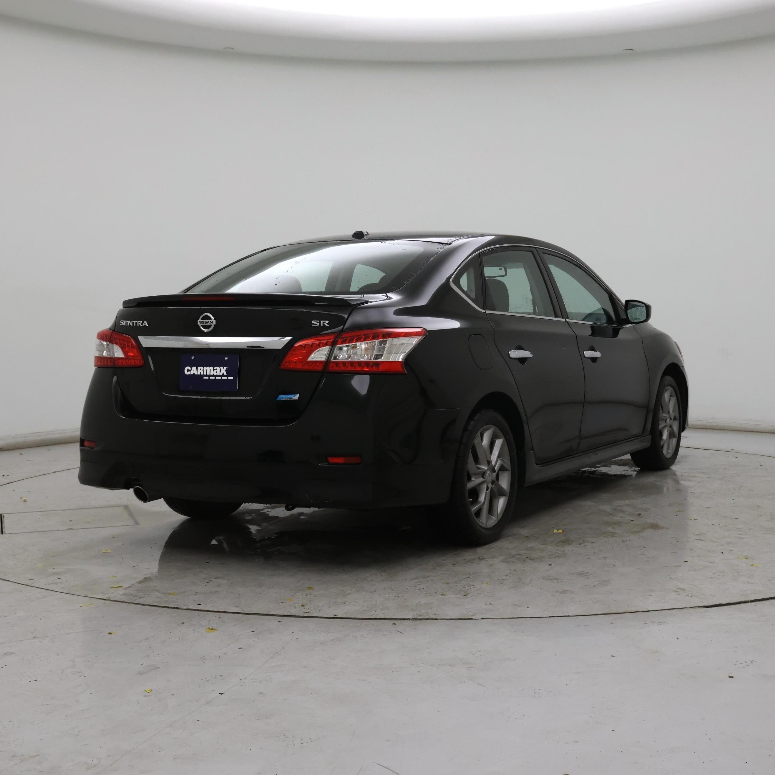Thumbnail: 2014 Nissan Sentra - 8