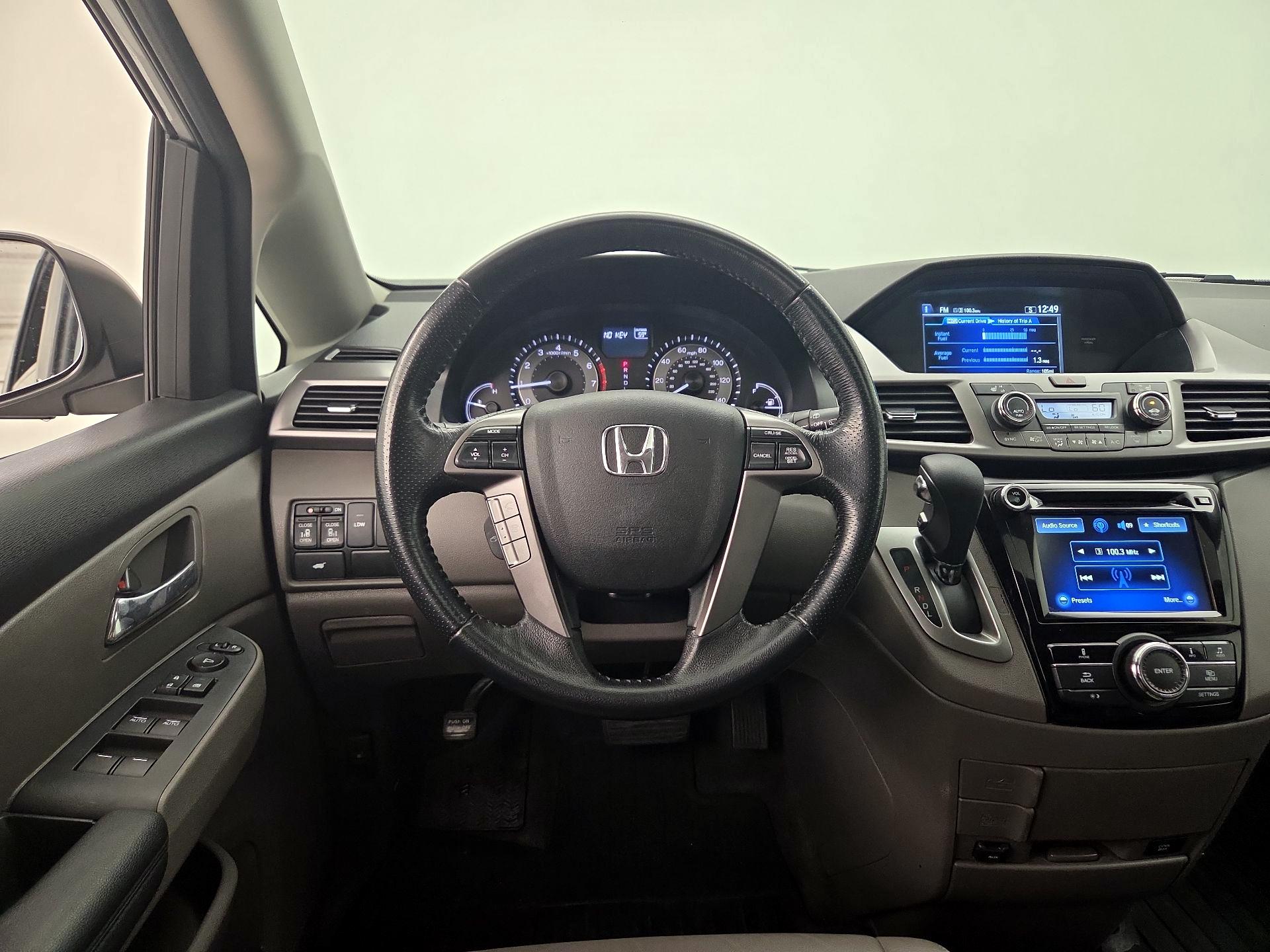 Thumbnail: 2015 Honda Odyssey - 10