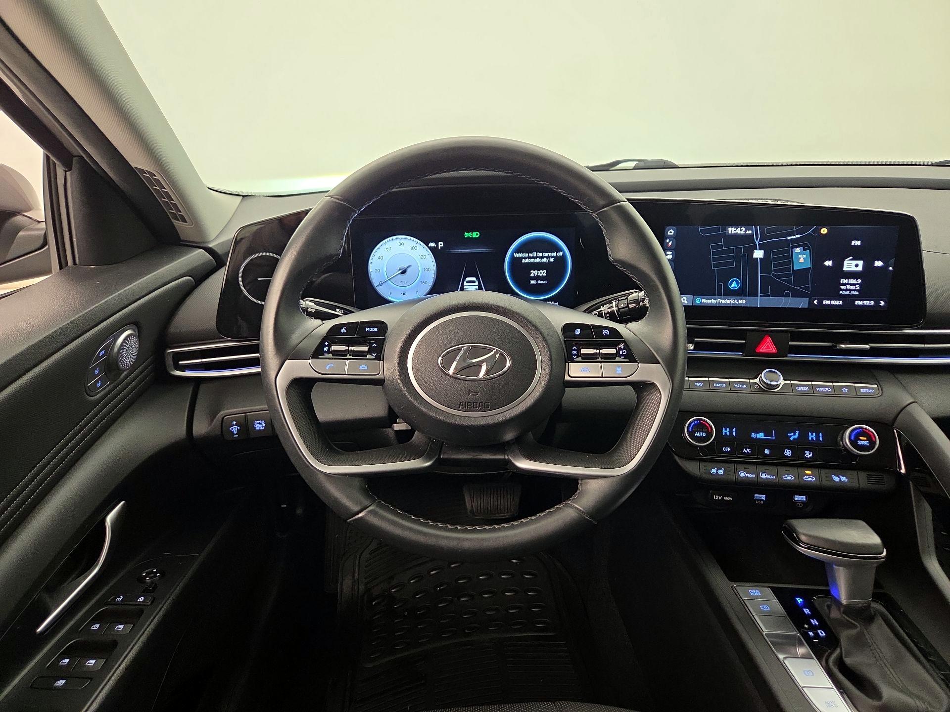 Thumbnail: 2023 Hyundai Elantra - 10
