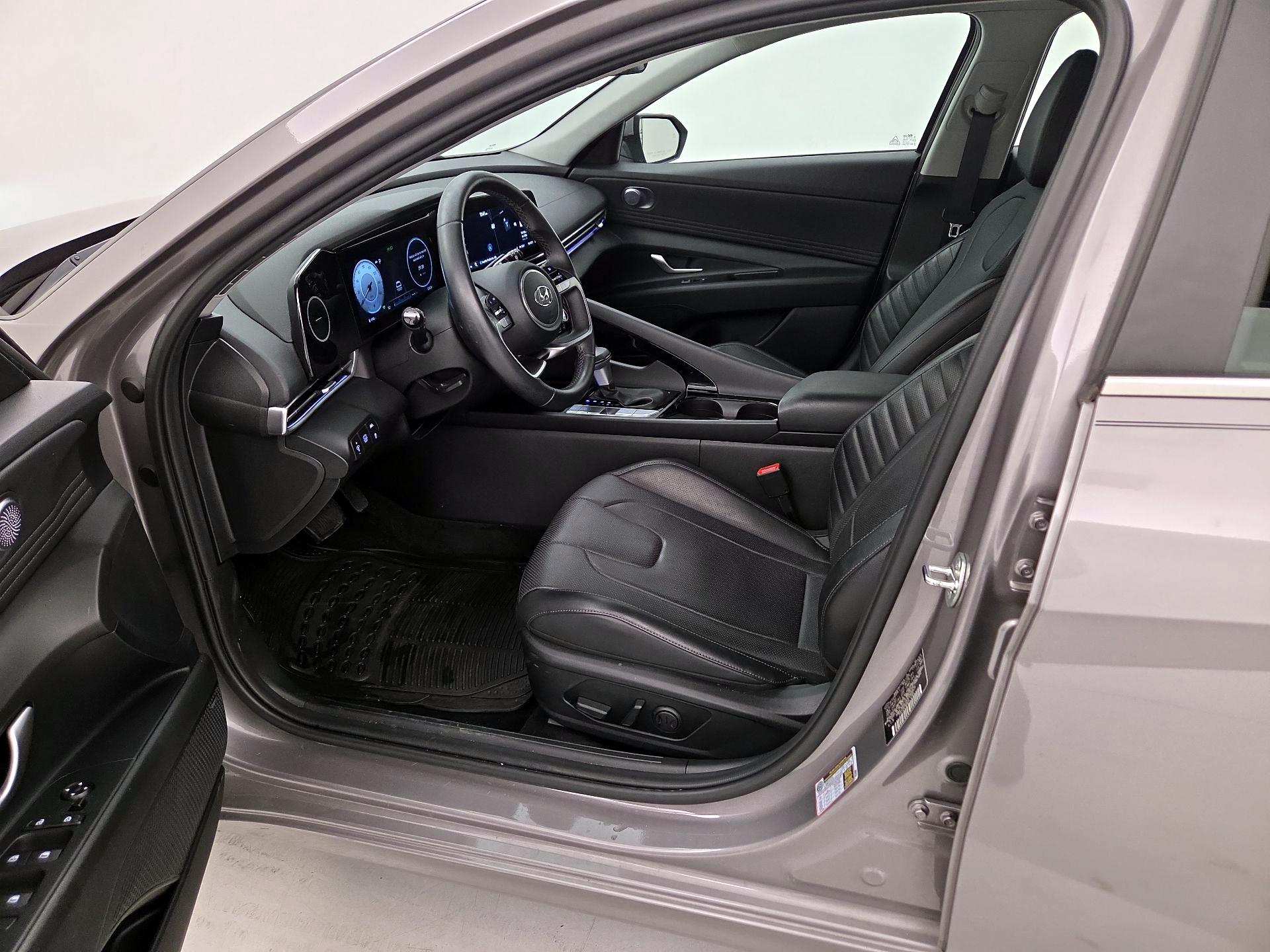 Thumbnail: 2023 Hyundai Elantra - 11