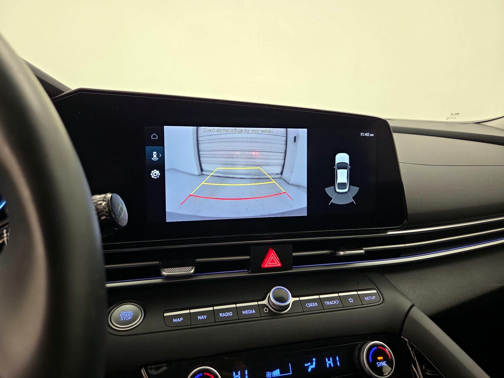 Thumbnail: 2023 Hyundai Elantra - 15