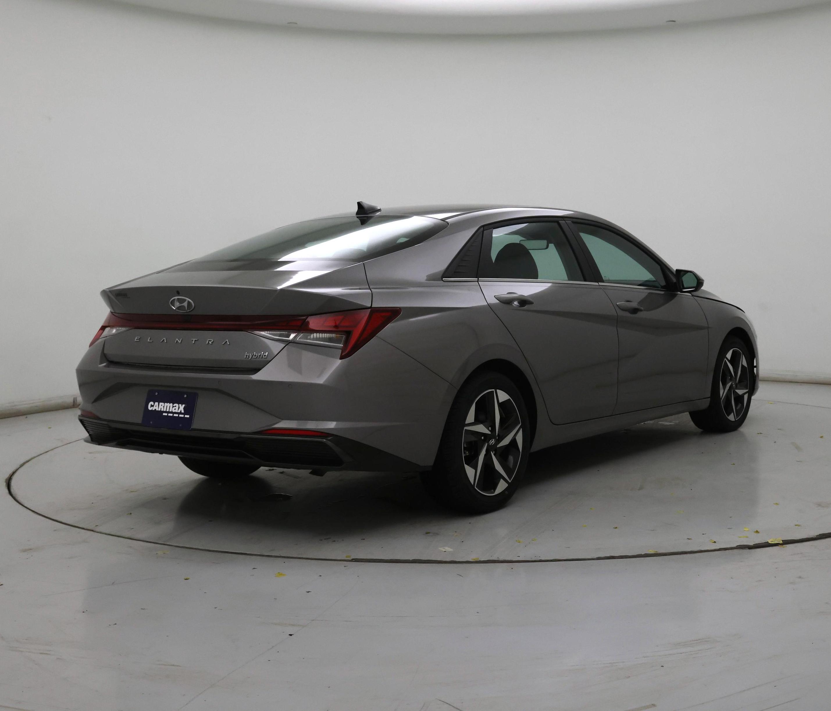 Thumbnail: 2023 Hyundai Elantra - 8